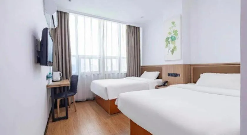 Bed in GreenTree Inn Chaoyang Shuangta District Bus Station