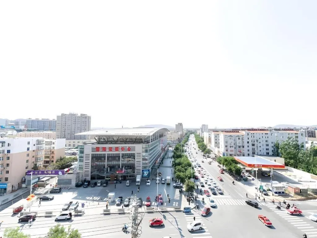 GreenTree Inn Chaoyang Shuangta District Bus Station