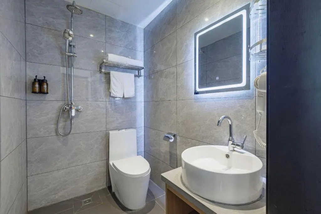 GreenTree Inn Chaoyang Shuangta District Bus Station