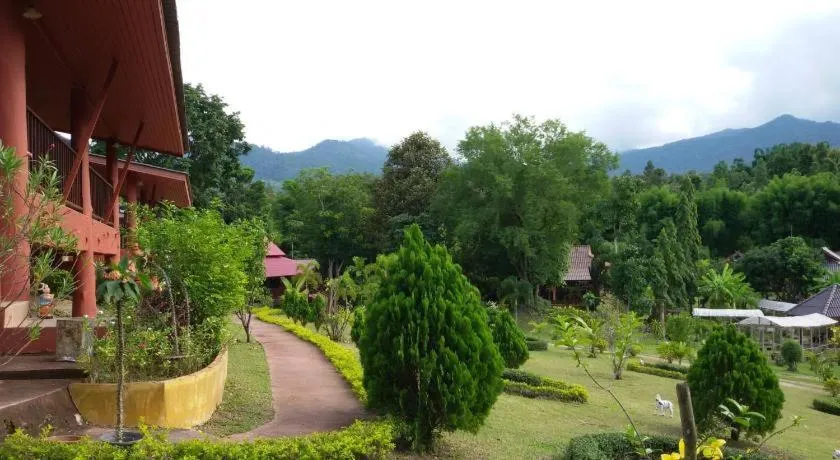 Ban Rai Tin Thai Ngarm Eco Lodge