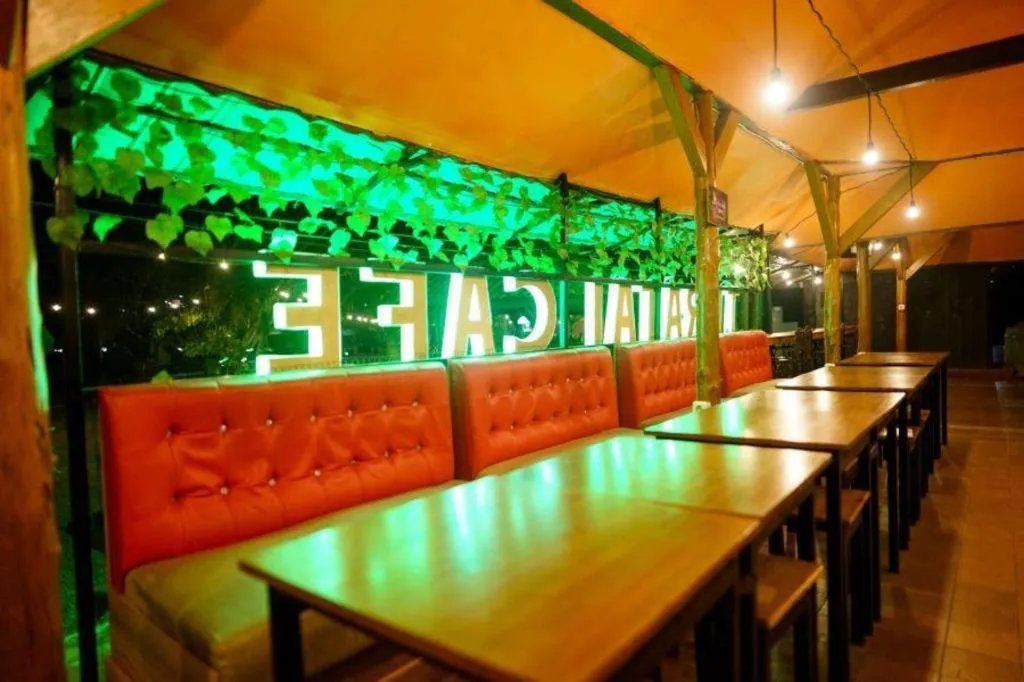 TAMAN SARI HOTEL DAN RESORT