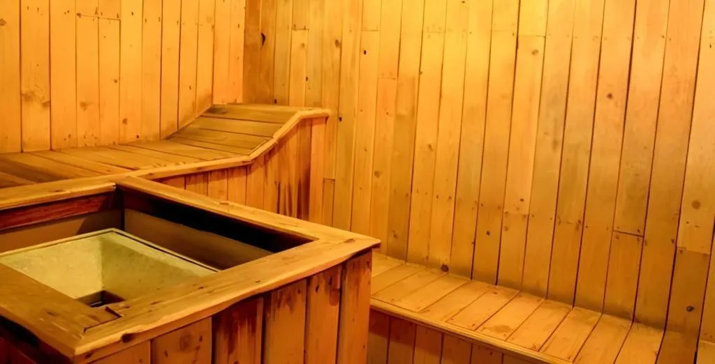 TAMAN SARI HOTEL DAN RESORT