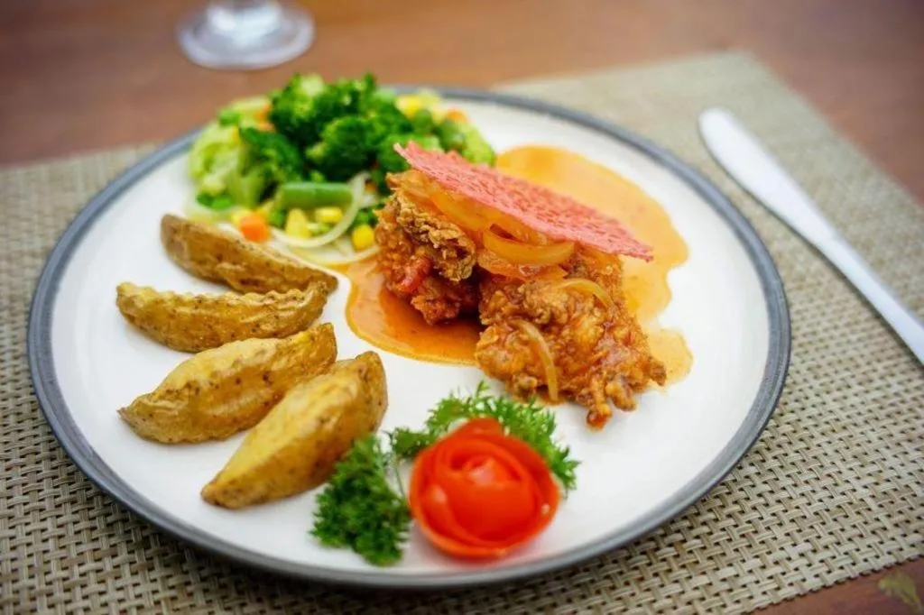 TAMAN SARI HOTEL DAN RESORT