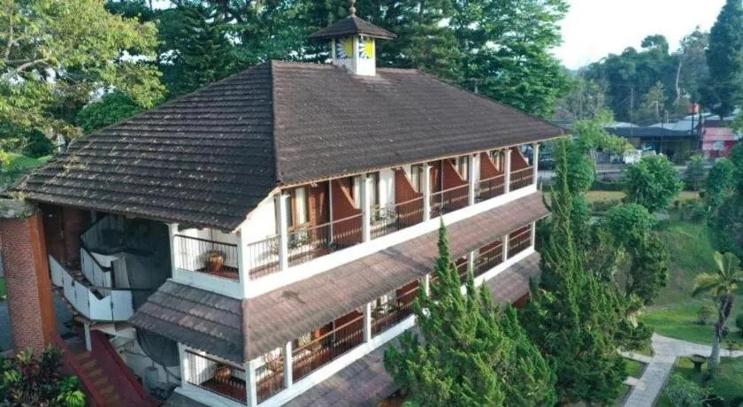 TAMAN SARI HOTEL DAN RESORT