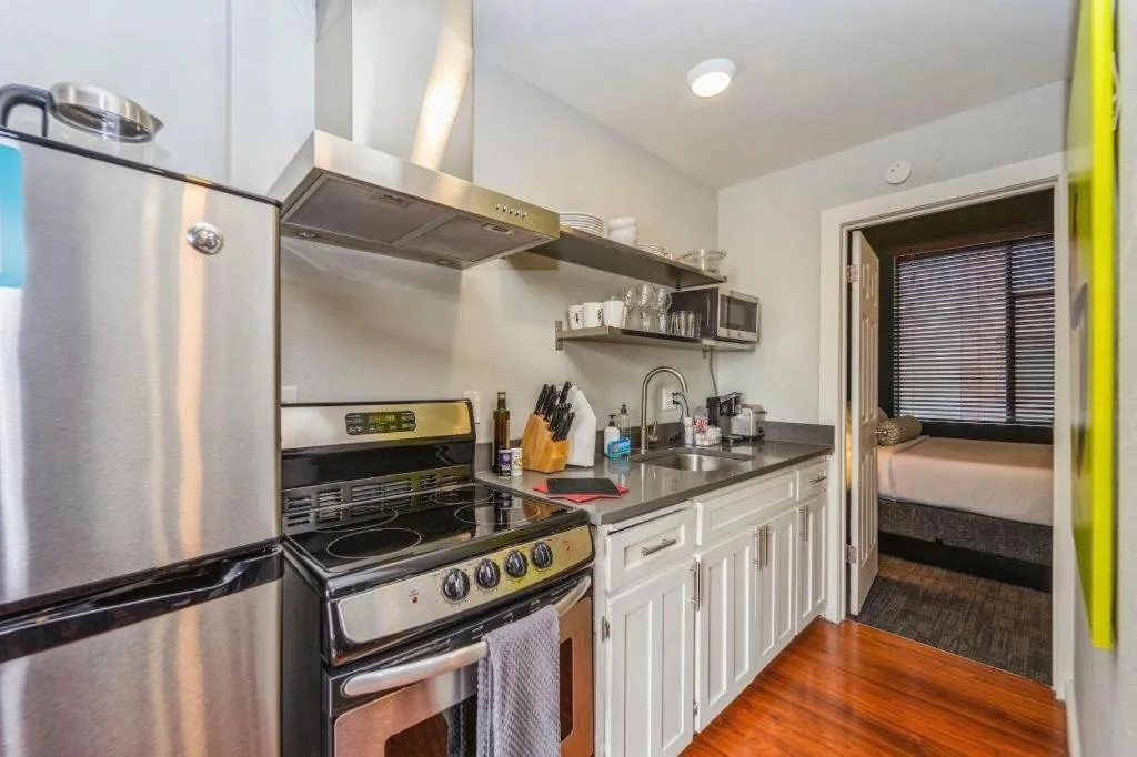 The Oxford Seattle-Downtown