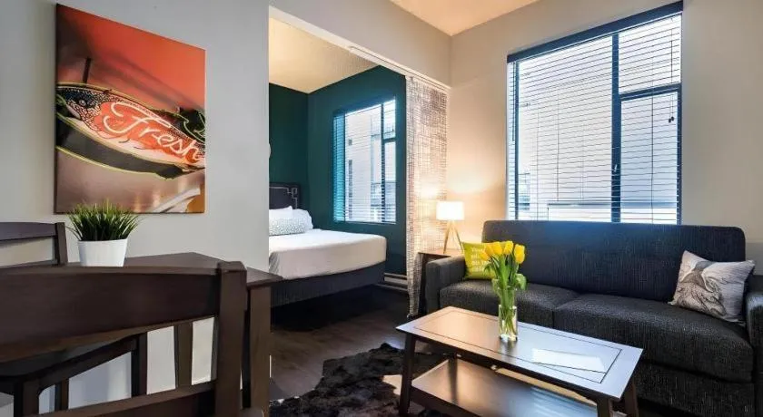 Bed in The Oxford Seattle-Downtown