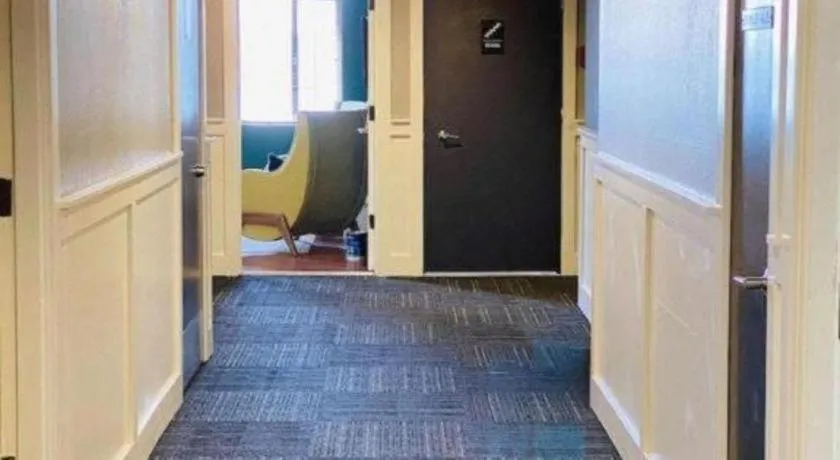 The Oxford Seattle-Downtown