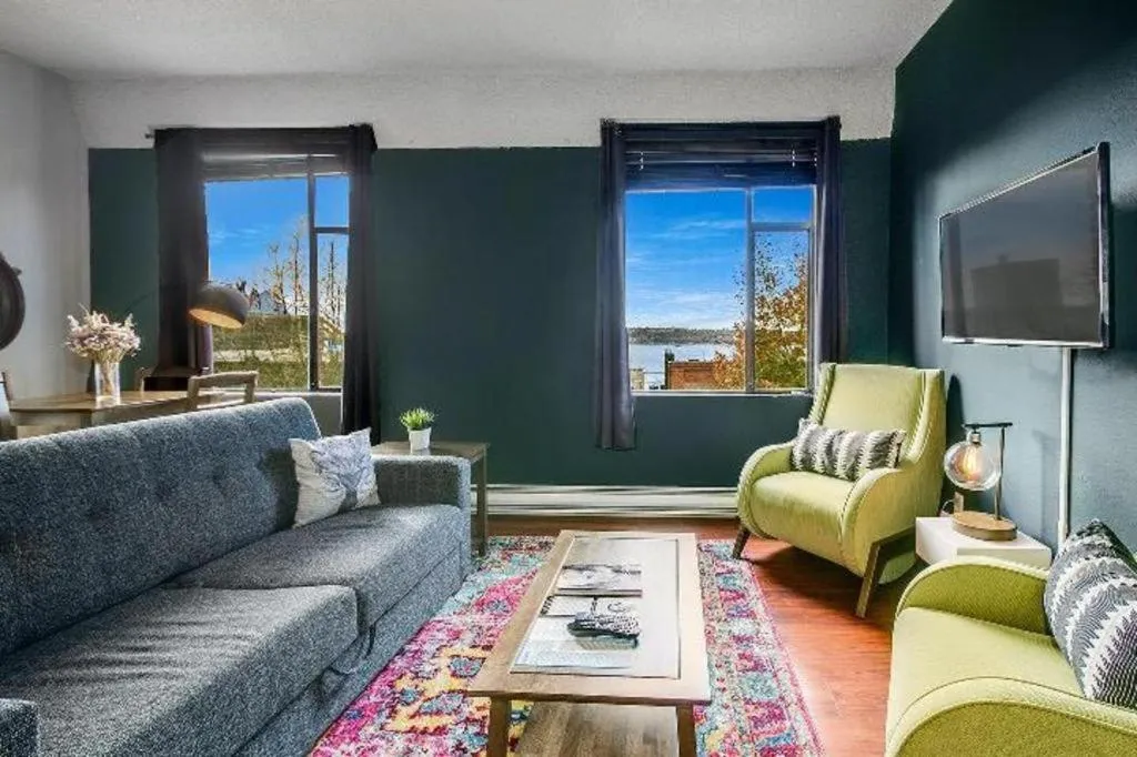 The Oxford Seattle-Downtown