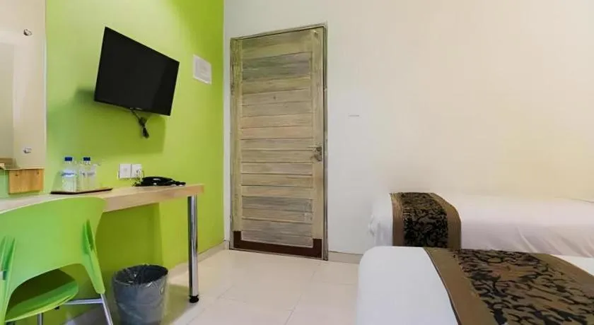 Bed in Life Puri Hotel Surabaya