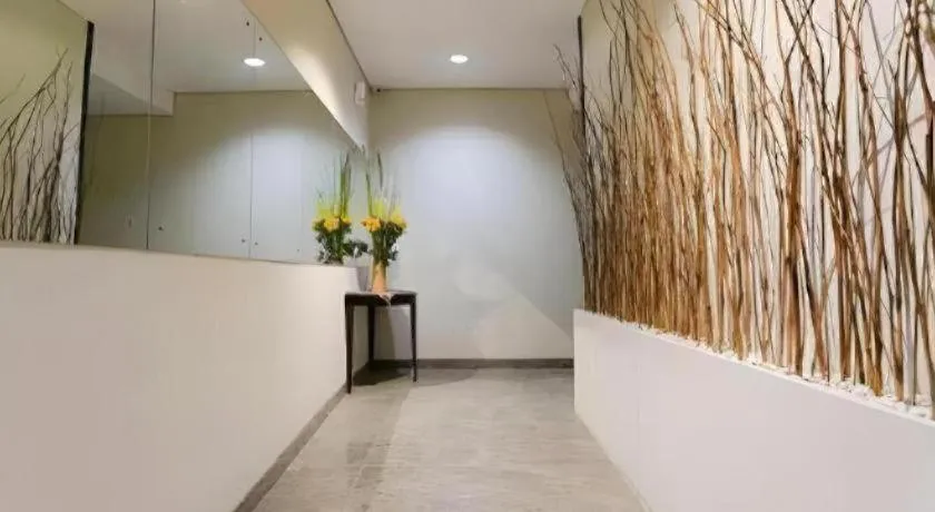 Life Puri Hotel Surabaya