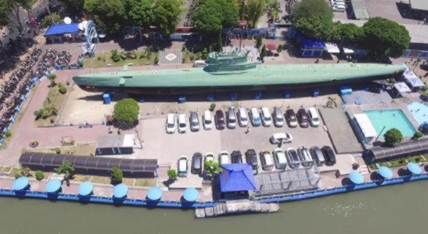 Life Puri Hotel Surabaya