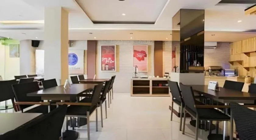 Life Puri Hotel Surabaya