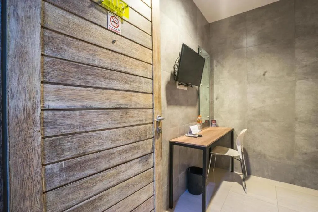 Life Puri Hotel Surabaya