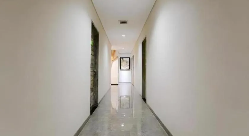 Life Puri Hotel Surabaya