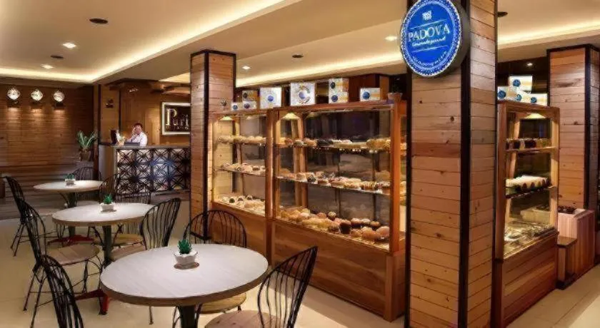 Life Puri Hotel Surabaya