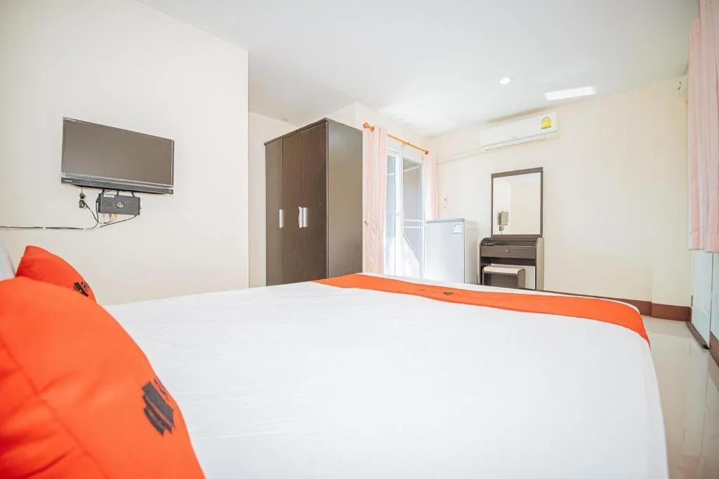 Bed in Supattranai Home Hua Hin