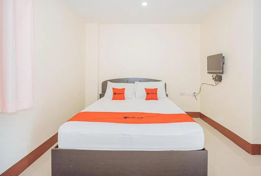 Bed in Supattranai Home Hua Hin