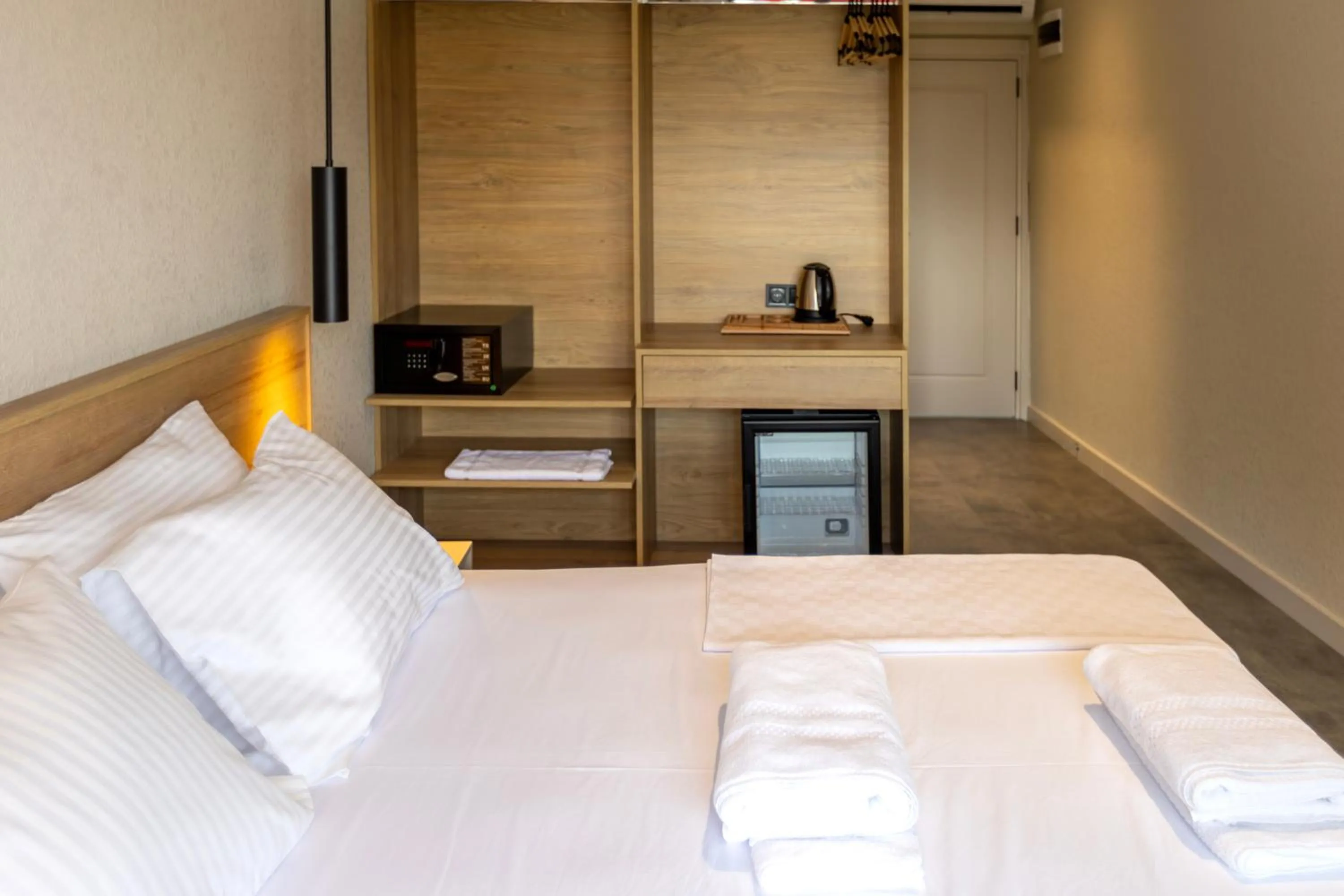 Bedroom, Bed in 7inn