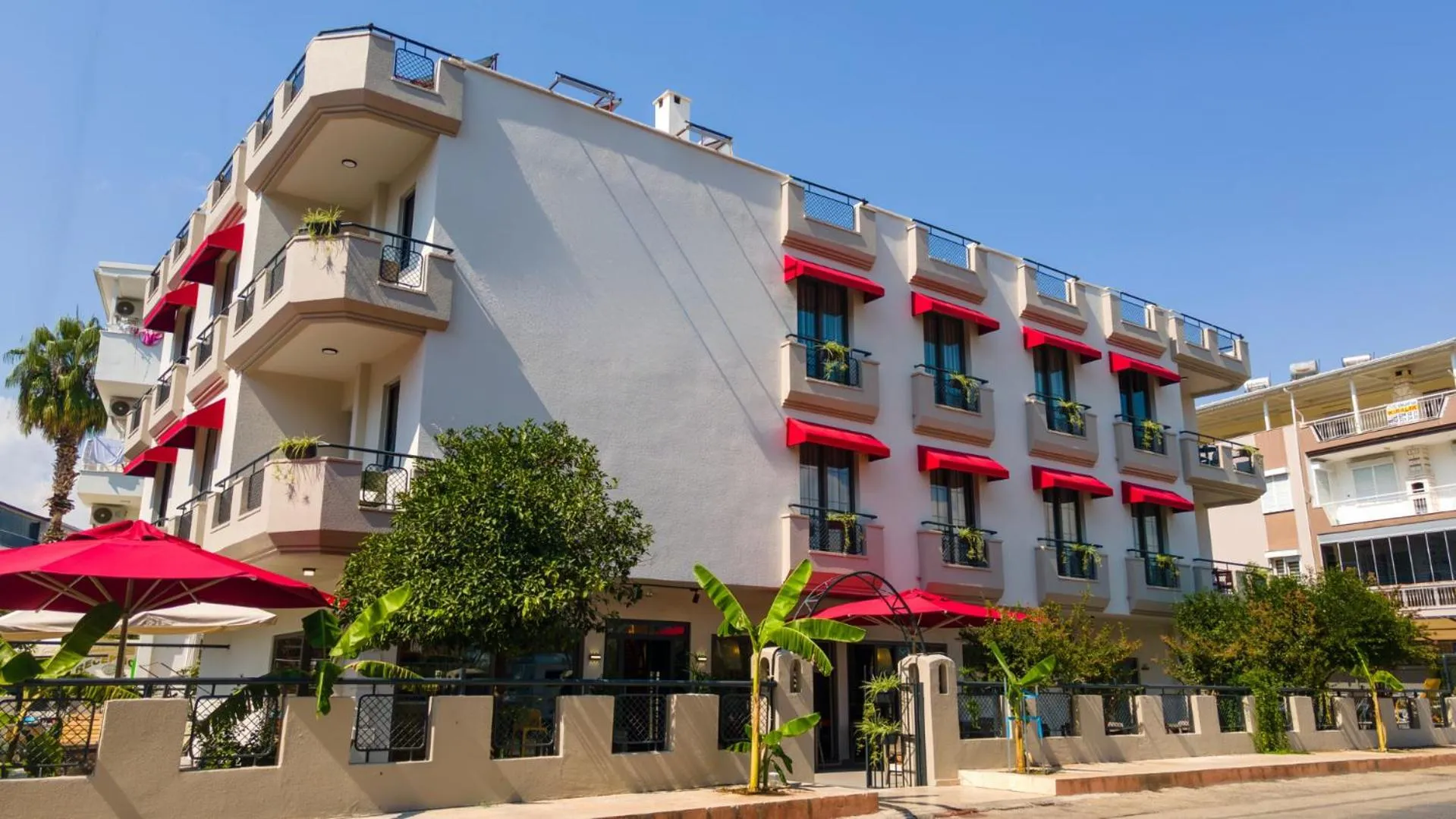 Property building in 7inn