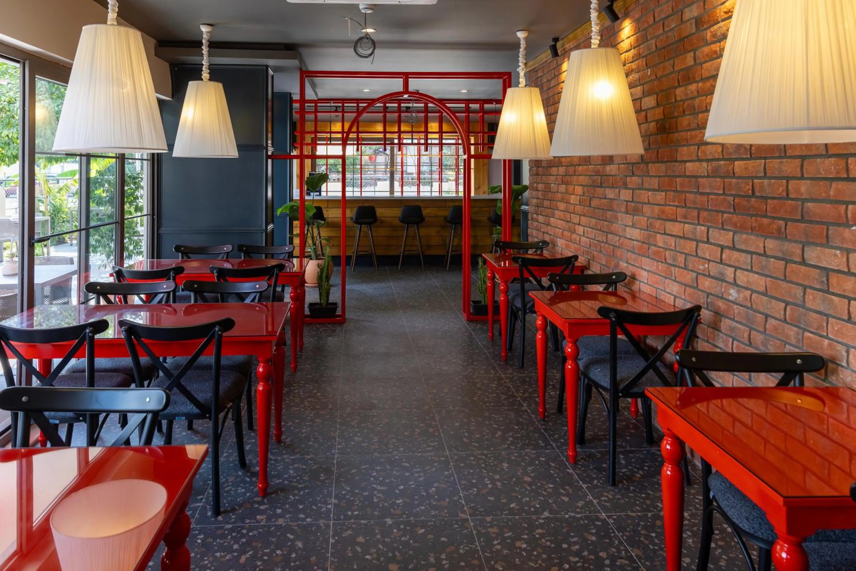 Restaurant/places to eat in 7inn