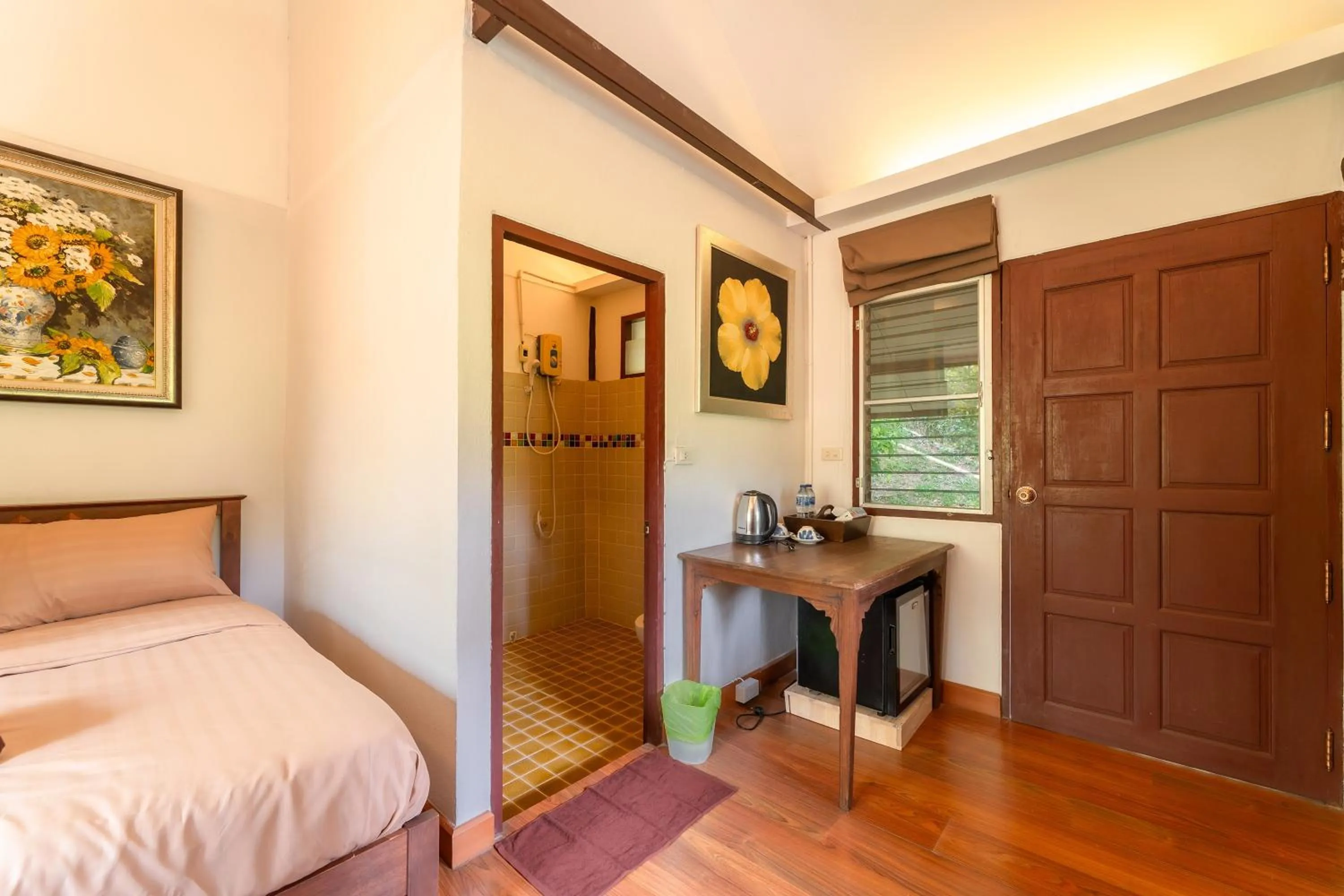 Bed in Guru Resort Chiang Mai