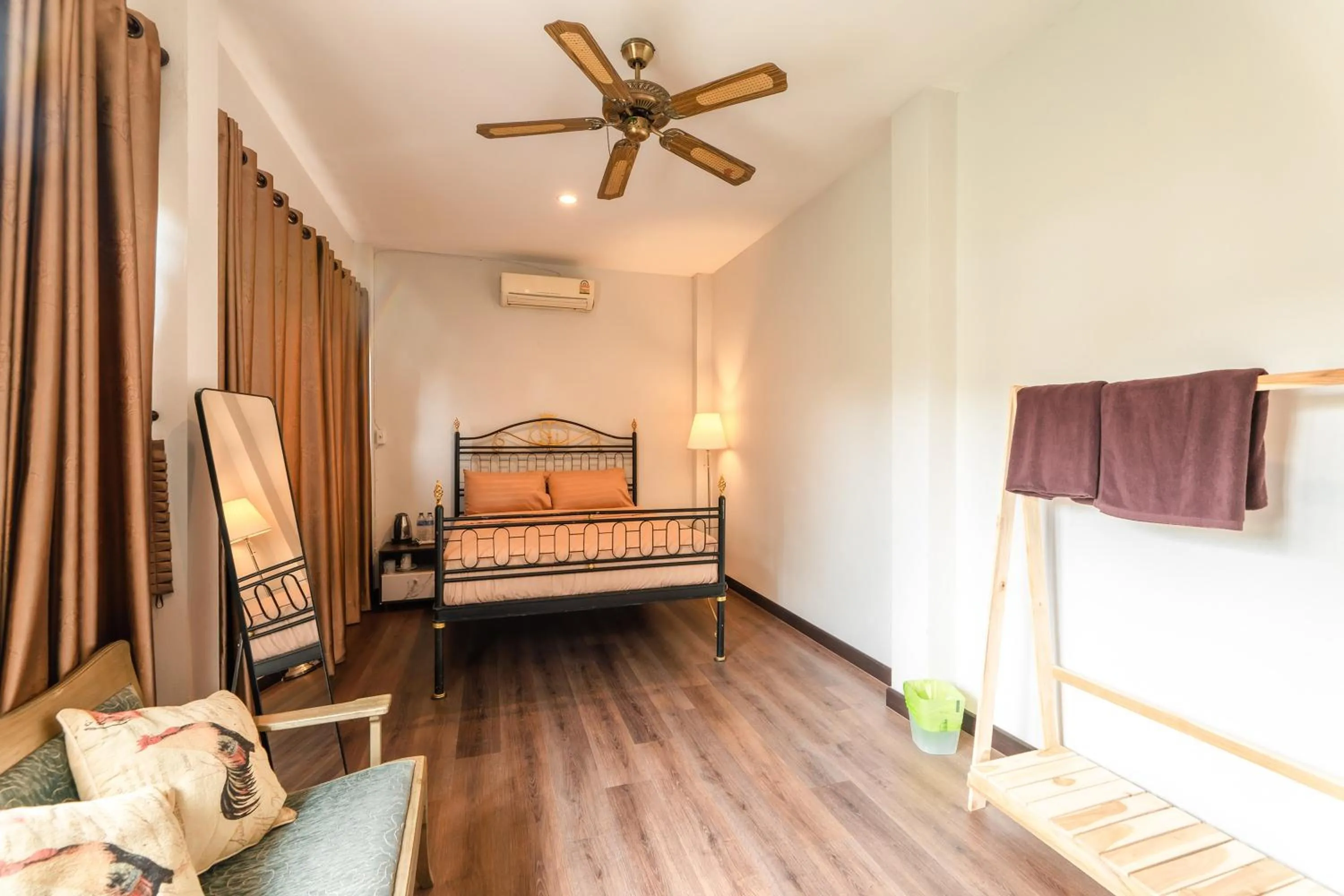 Bed in Guru Resort Chiang Mai