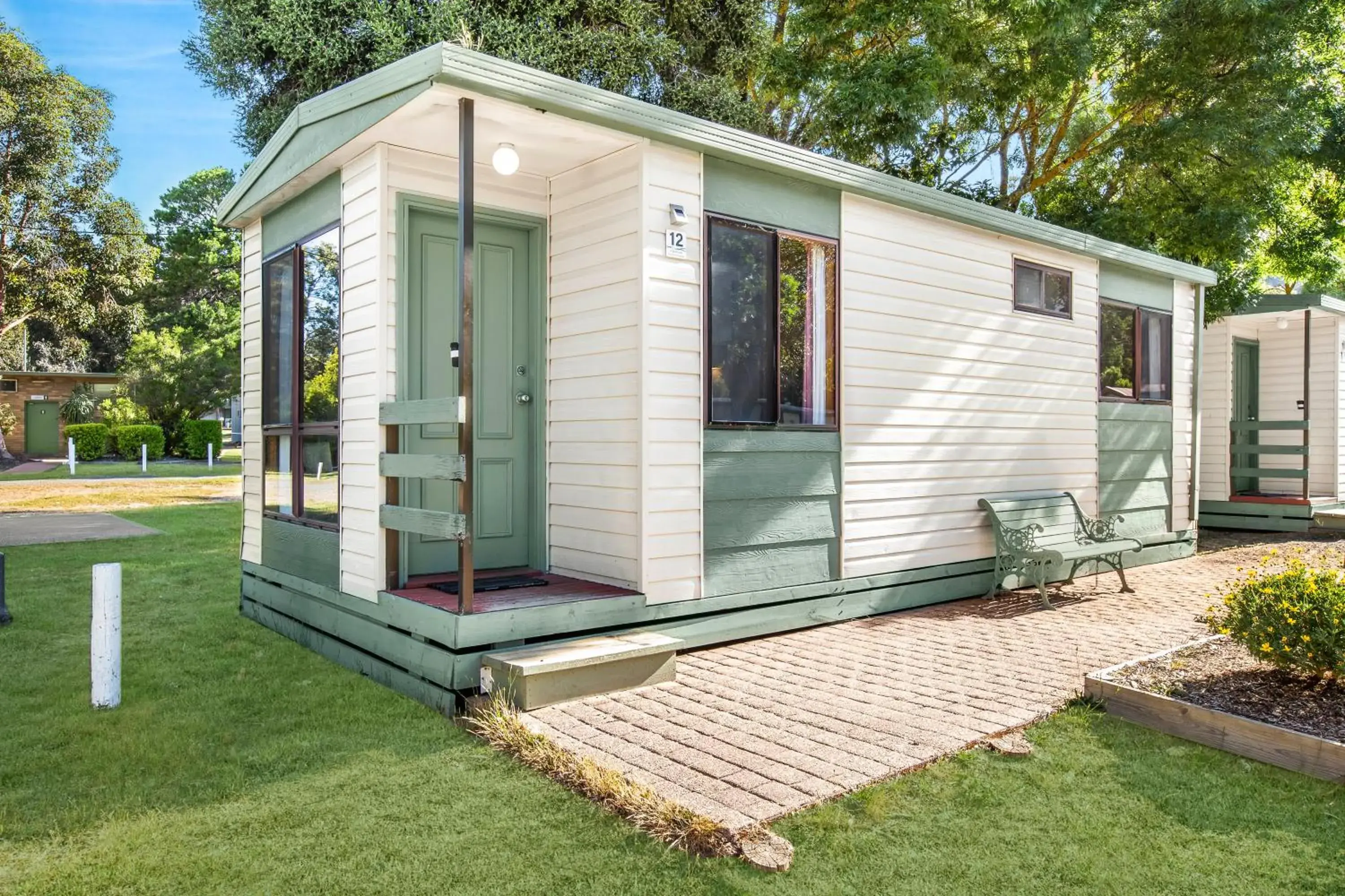 Two-Bedroom Family Budget Cabin in Breeze Holiday Parks - Grampians Two-Bedroom Family Budget Cabin in Breeze Holiday Parks - Grampians