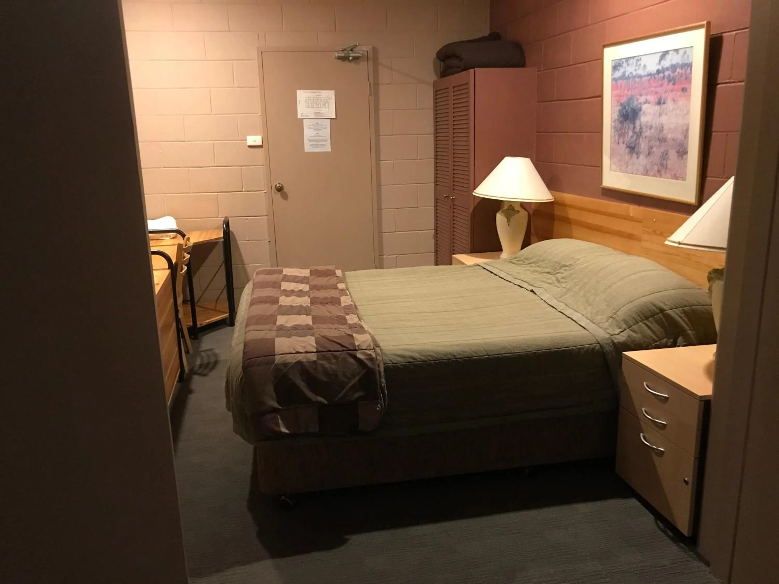 Bed in Cottonwood Lodge