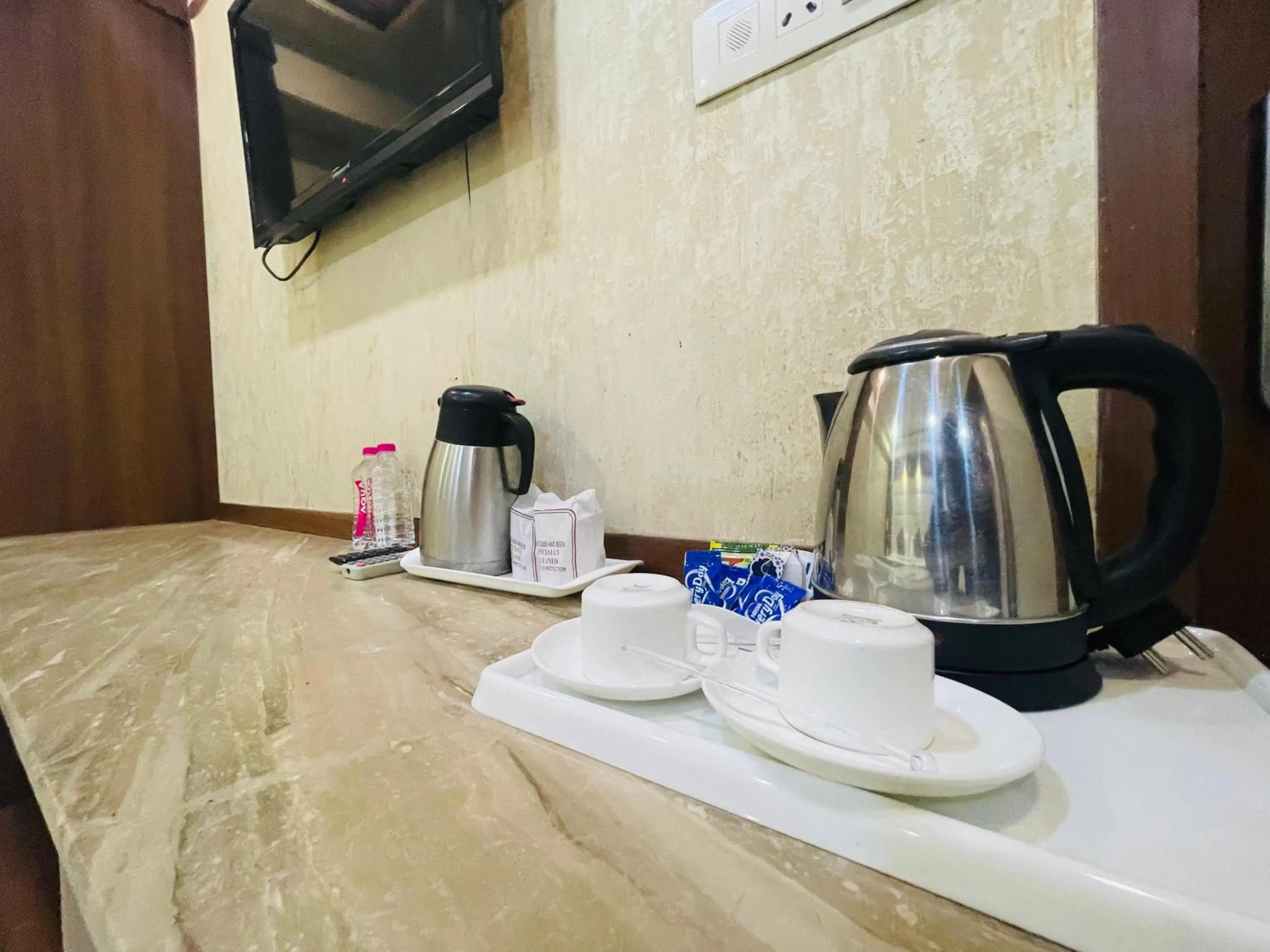 Coffee/tea facilities in Hotel Kc Inn Ajmer