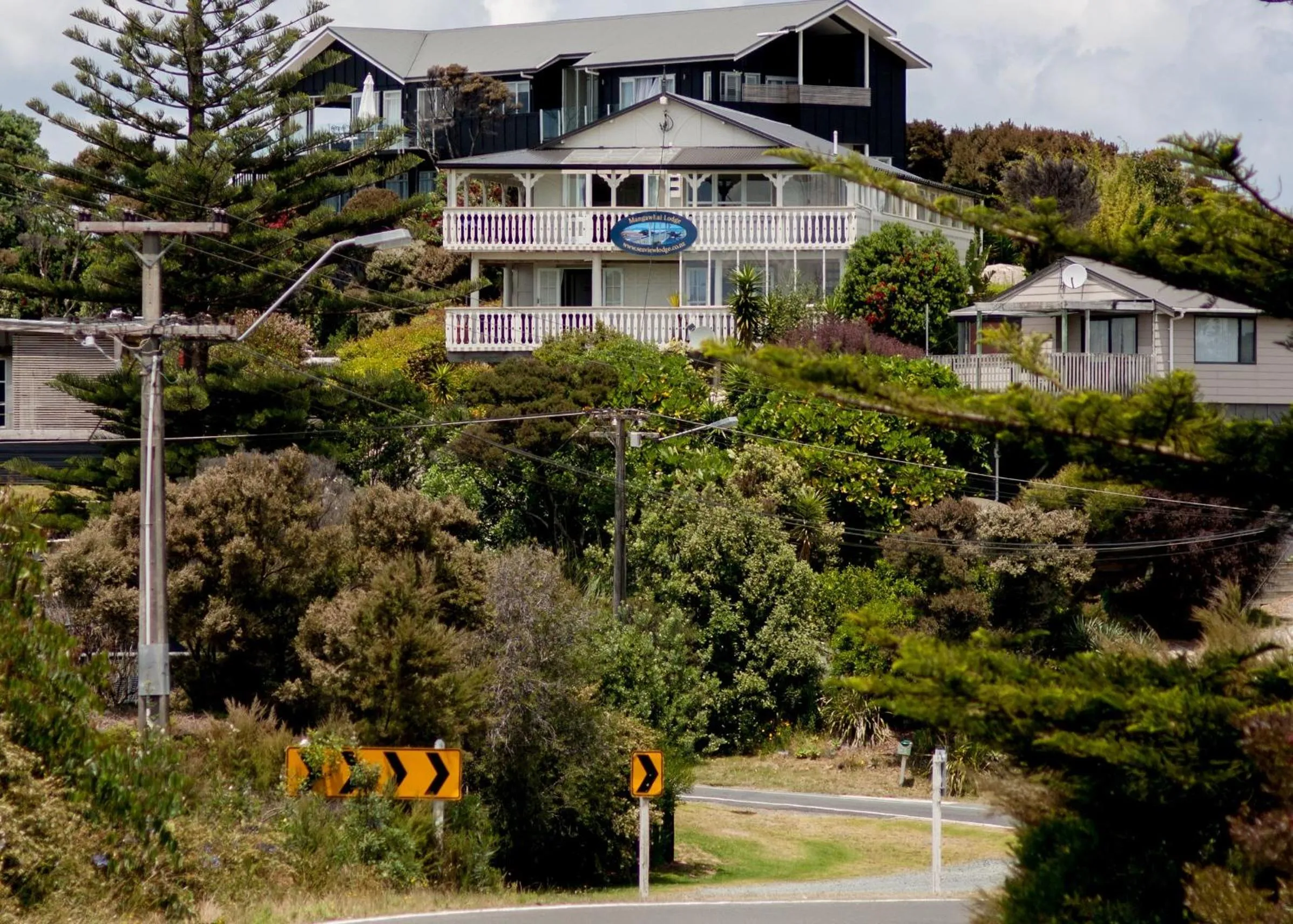 Facade/entrance in Mangawhai Lodge