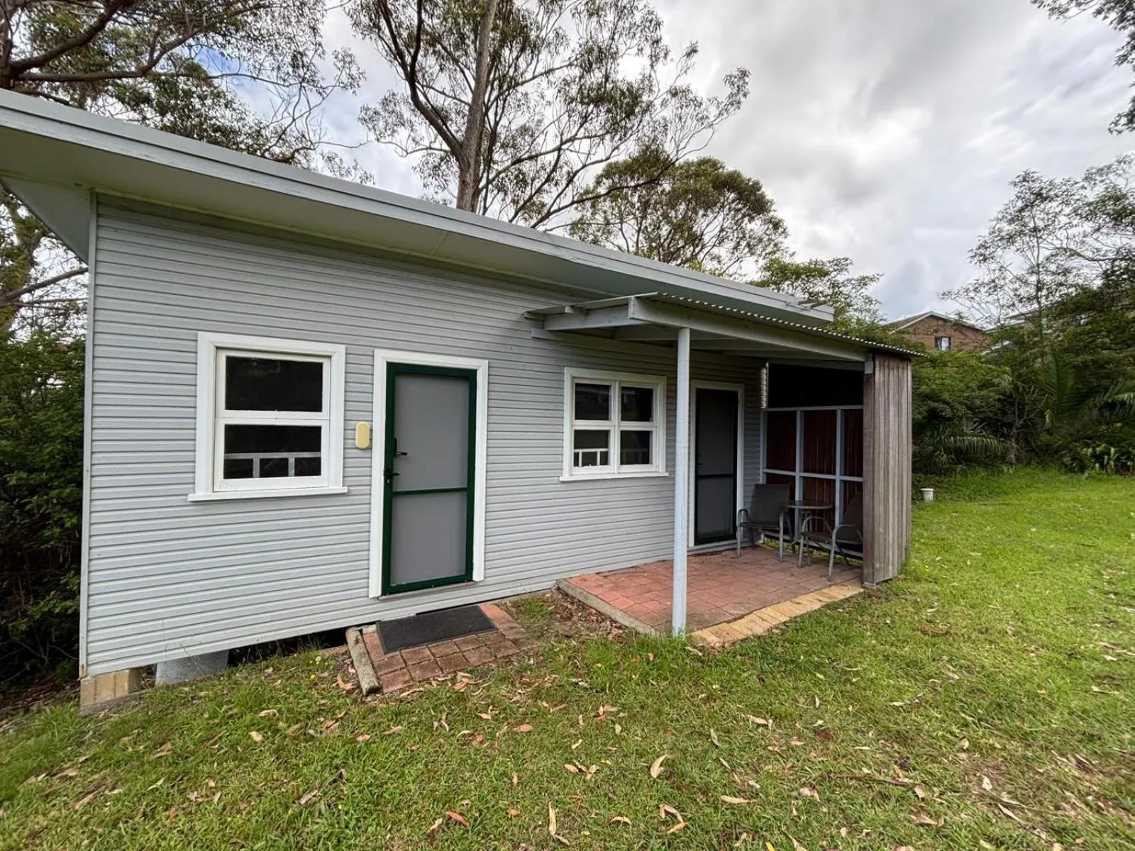 Bedroom in The Tree Motel