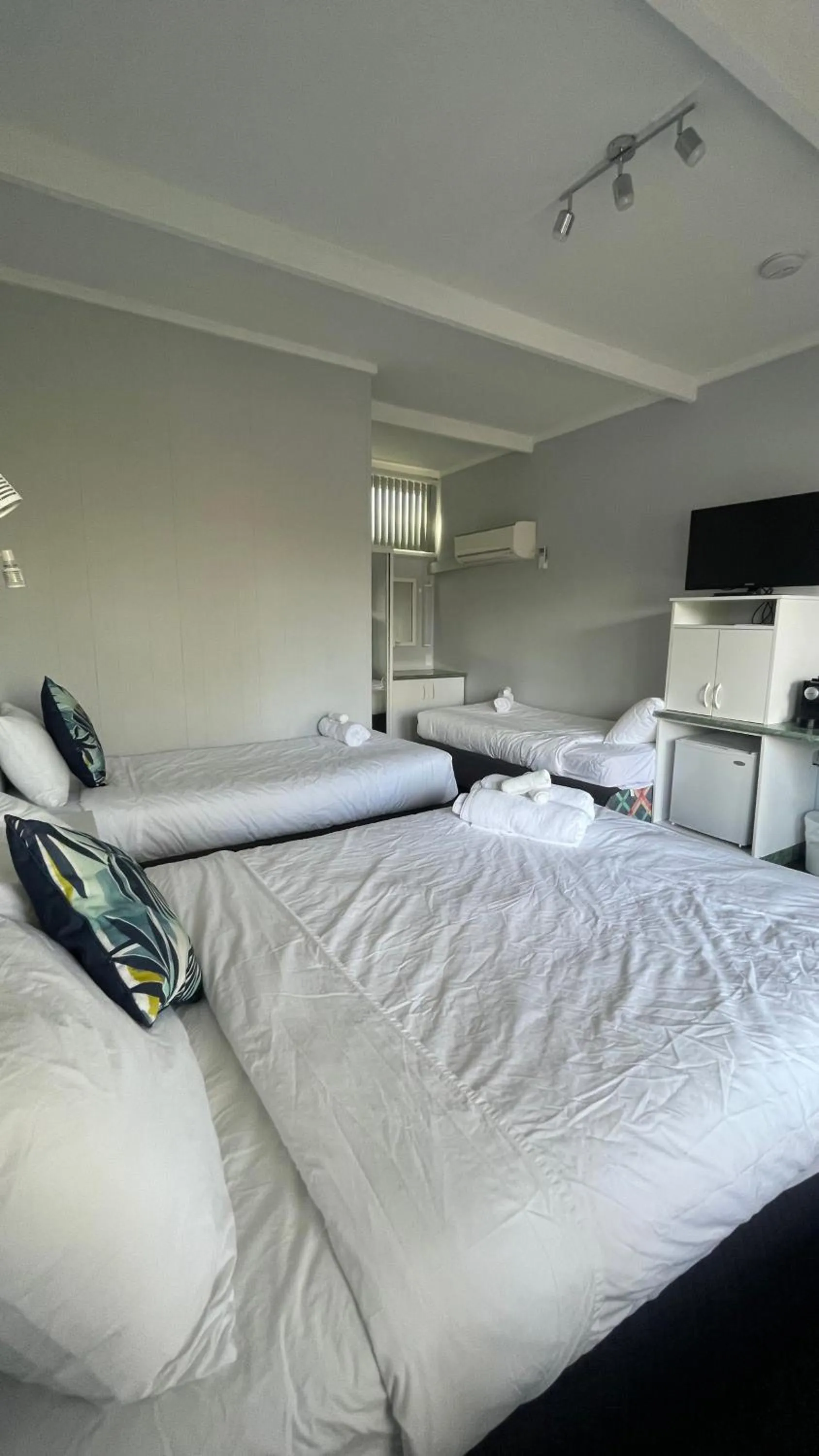 Bed in The Tree Motel