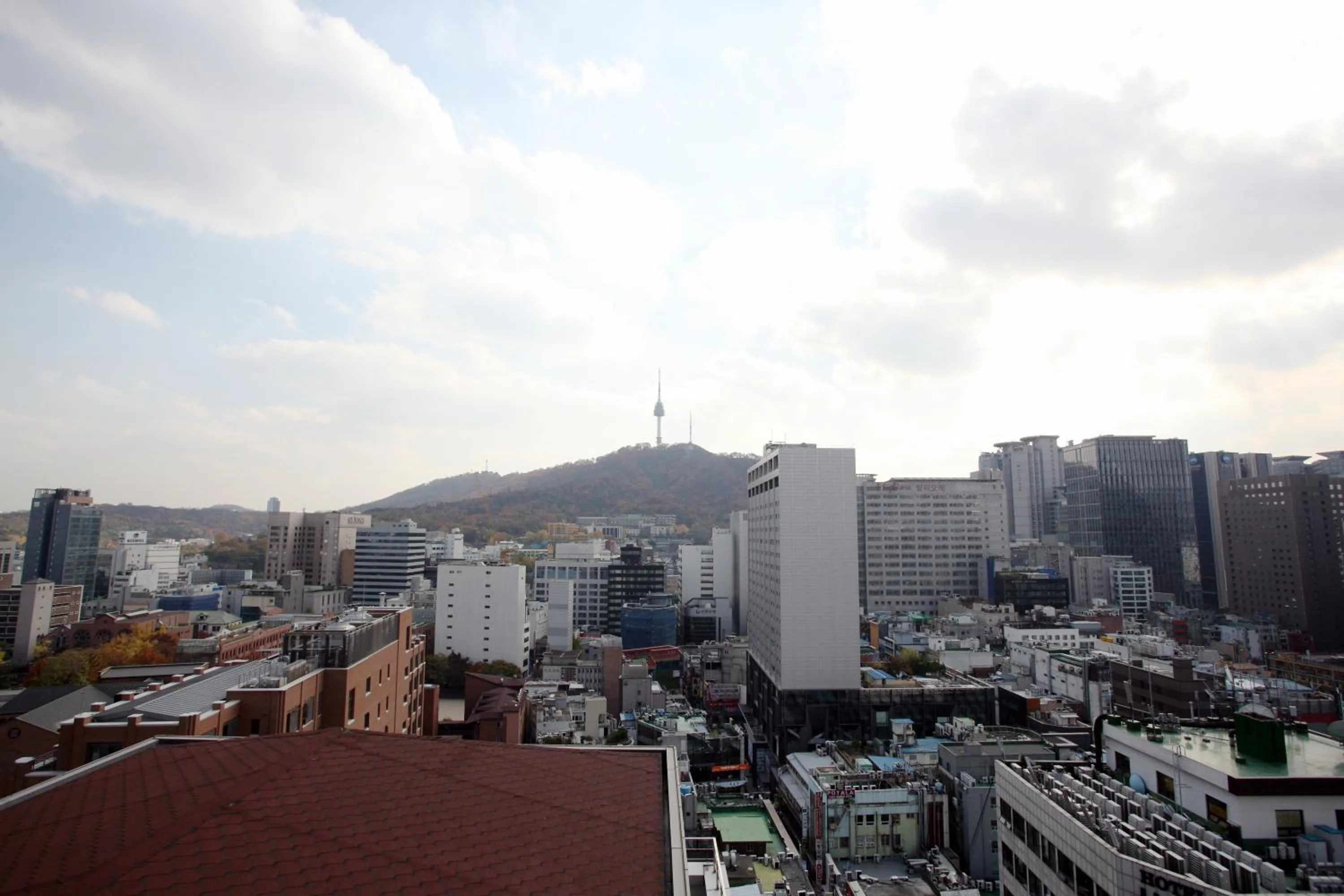 City view in Step Inn Myeongdong 1