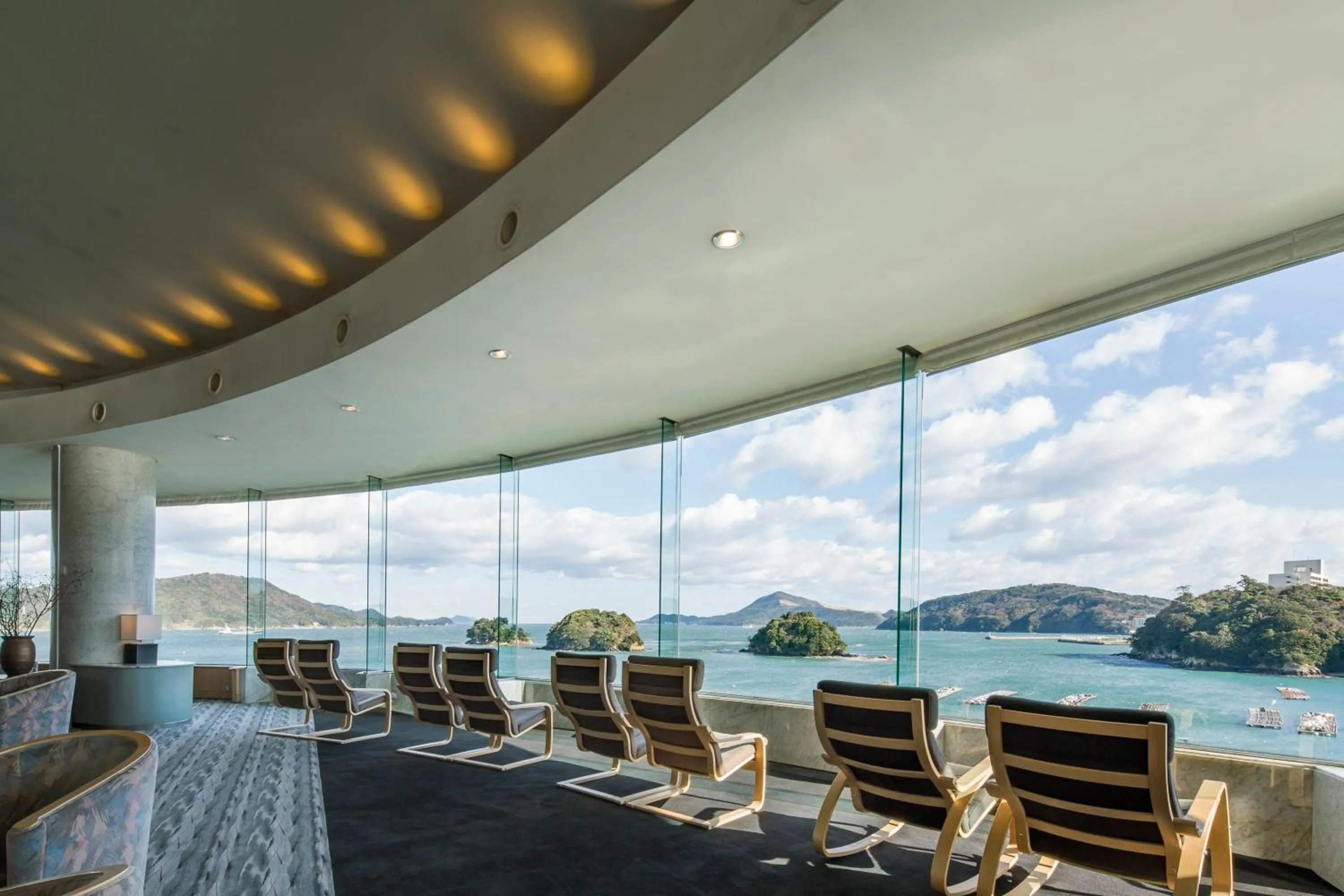 Lobby or reception in Toba Grand Hotel