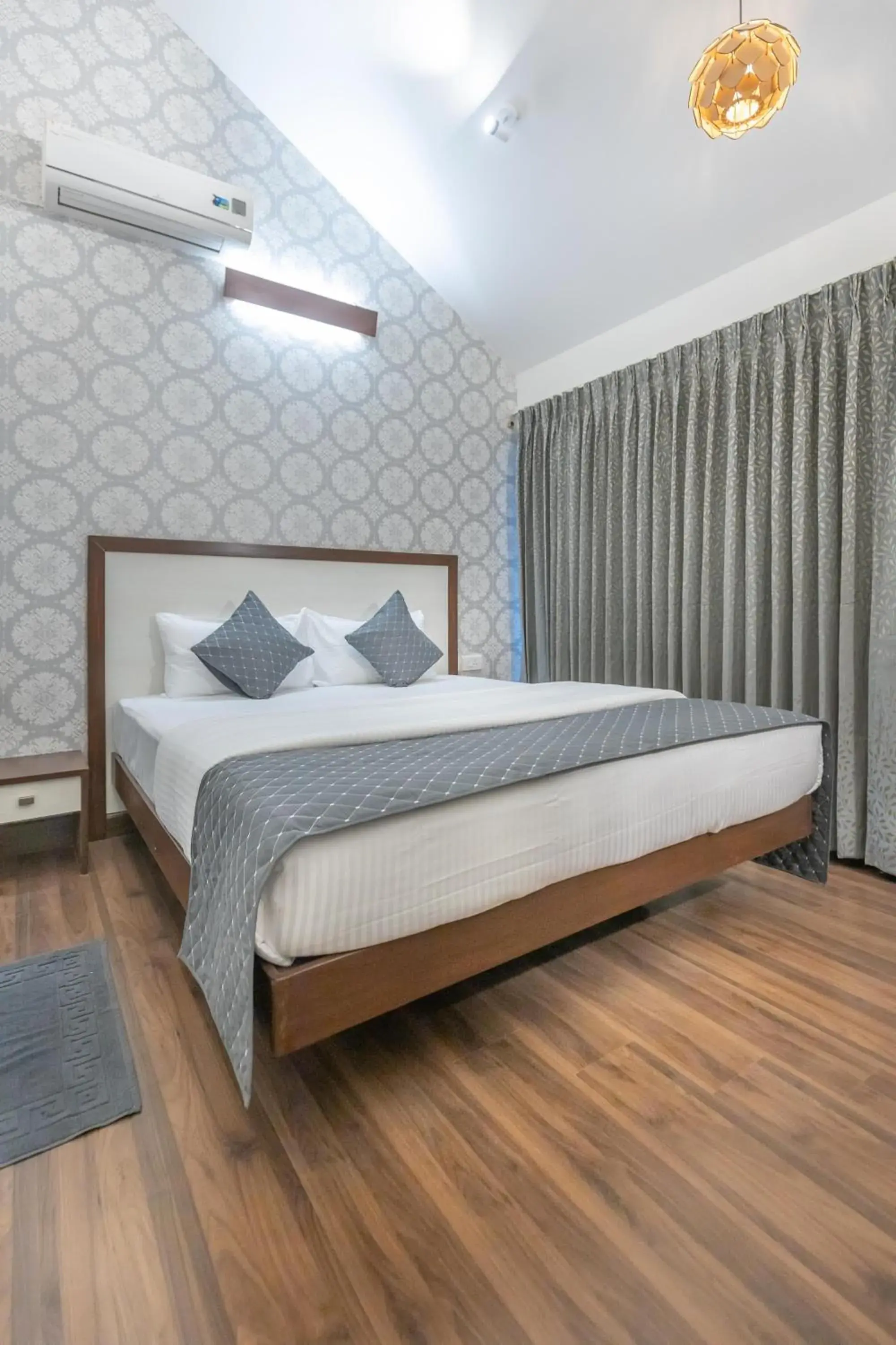 Queen Studio in Ixora Suites Queen Studio in Ixora Suites