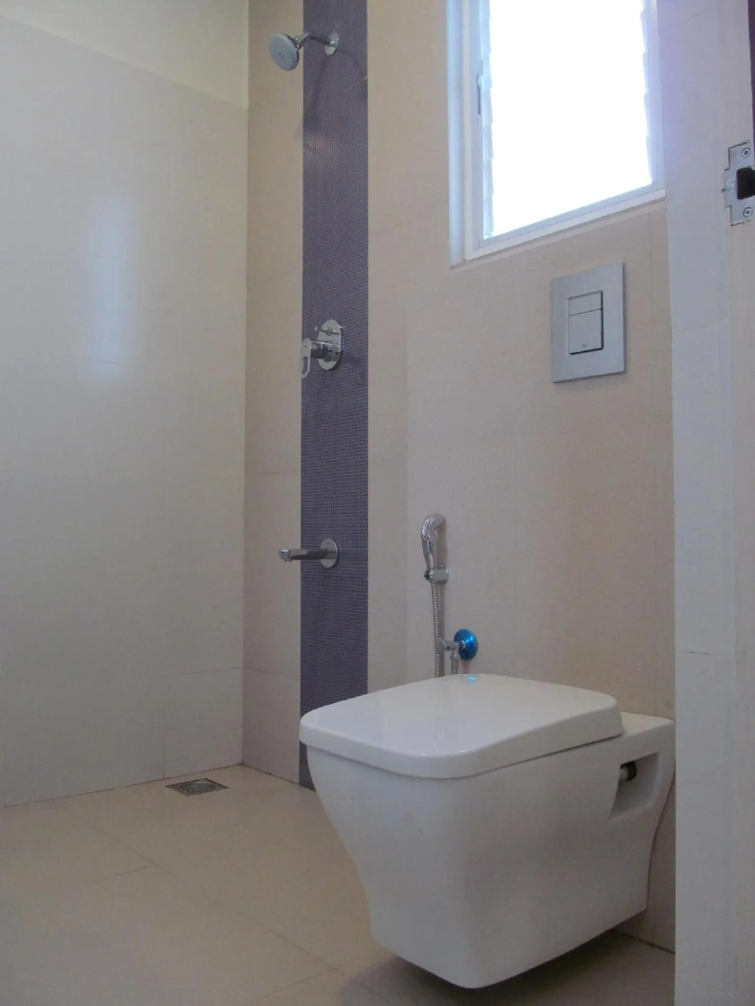 Shower in Ixora Suites