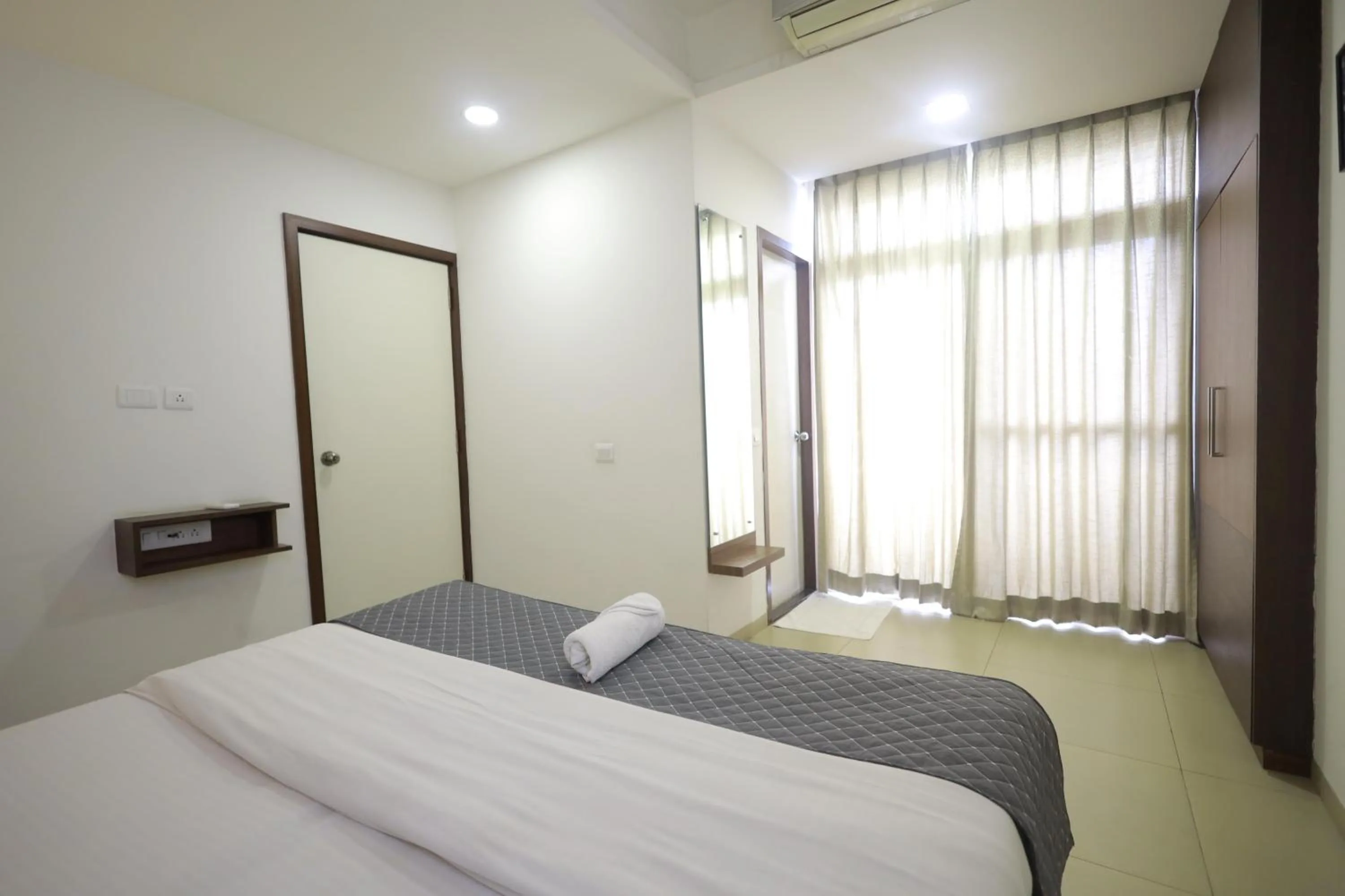 Ixora Suites