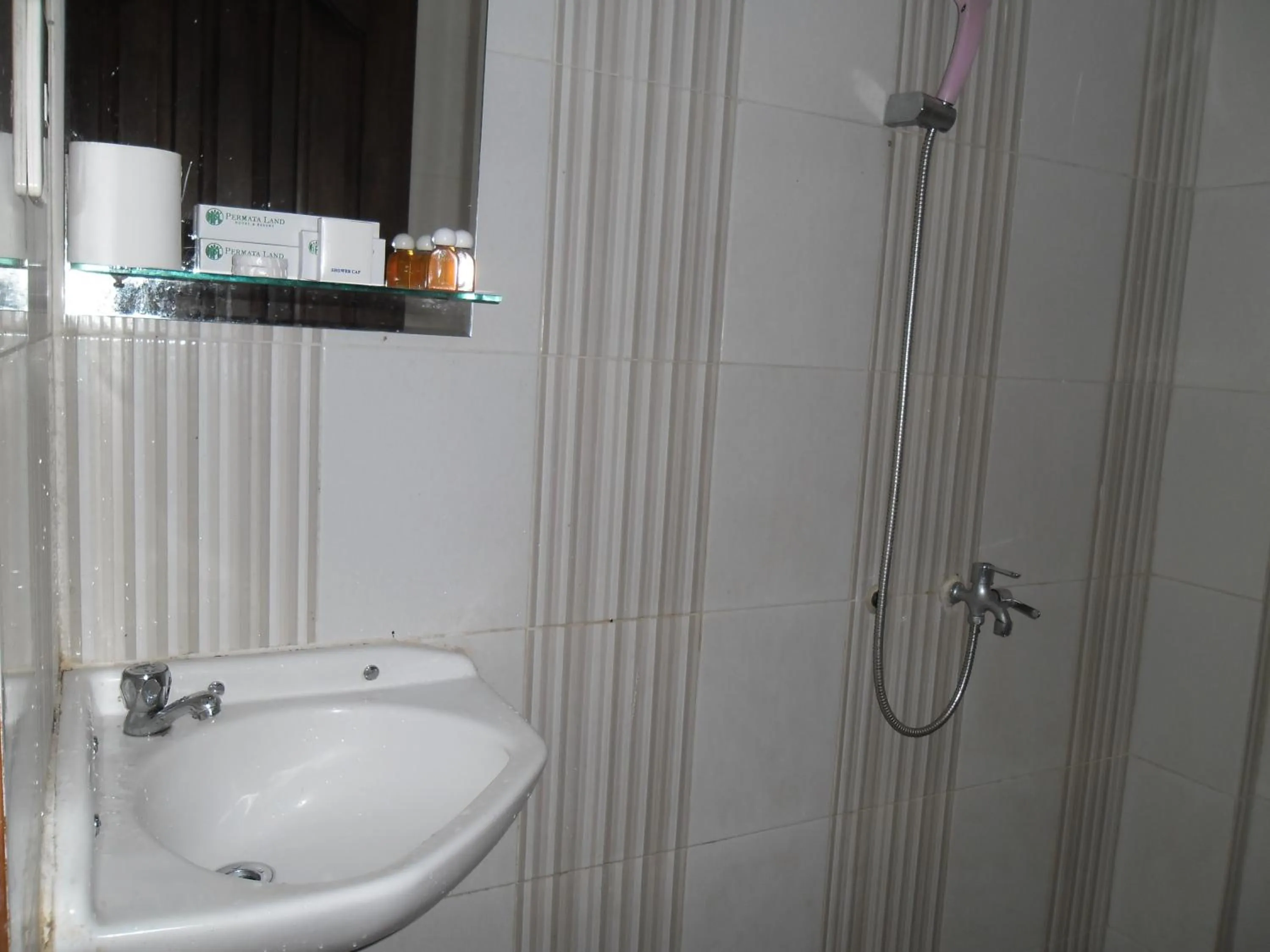 Permata Land Hotel & Resort