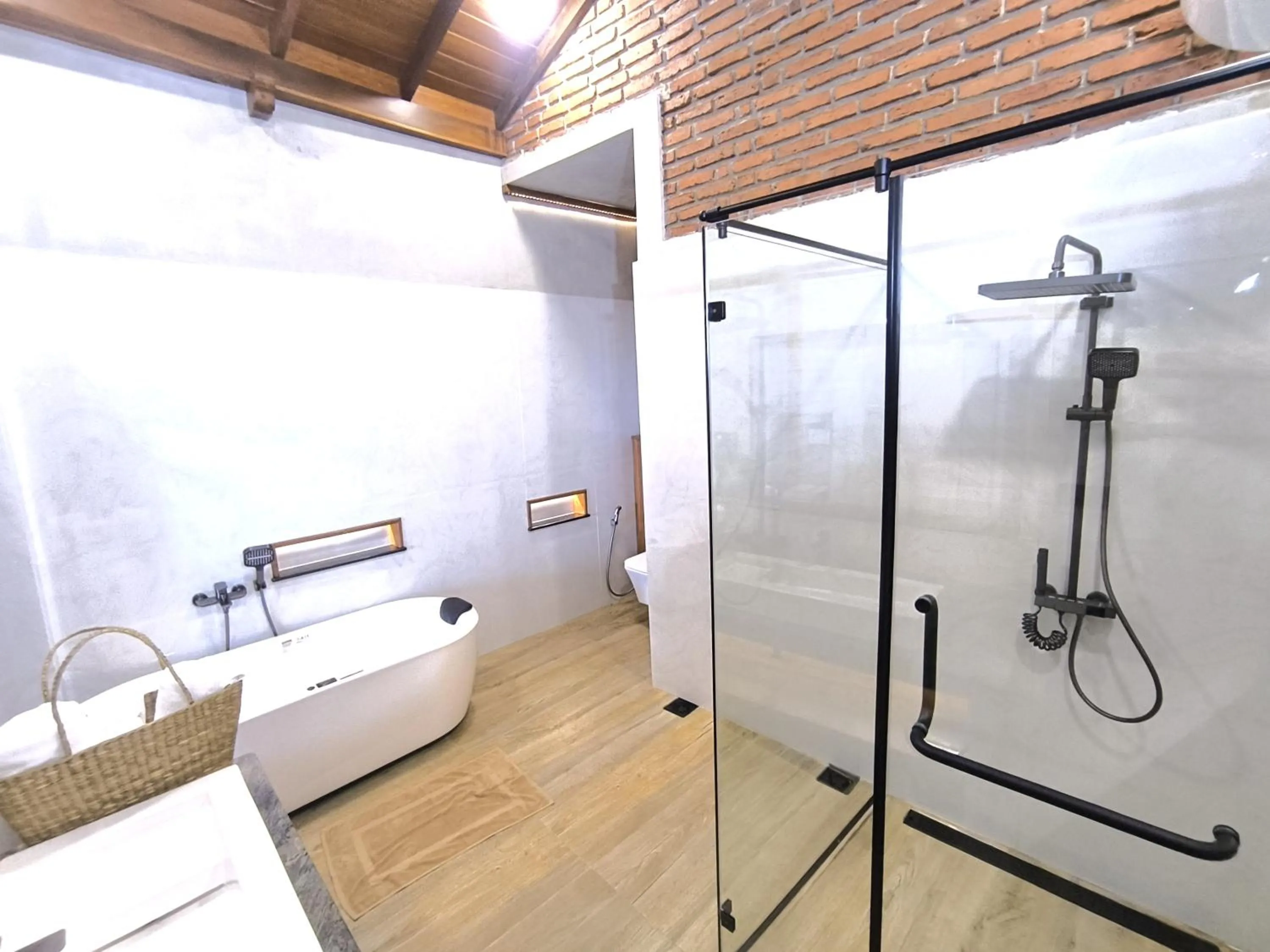 Shower in La Veranda Di Serena