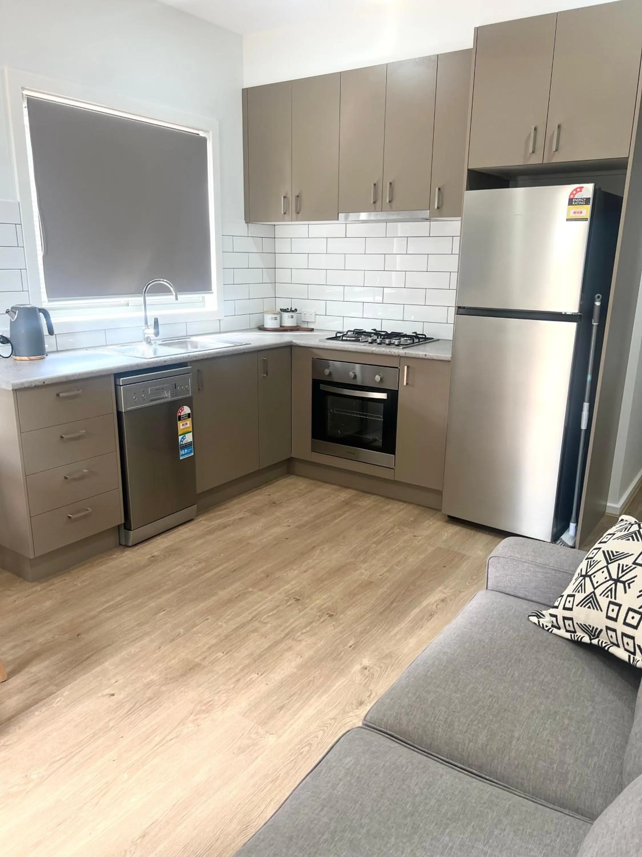 Kitchen or kitchenette in Bundalong Villas
