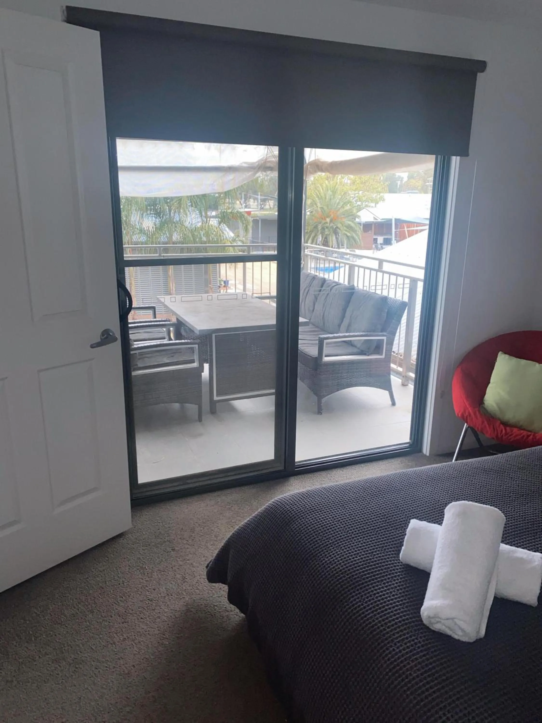 Balcony/Terrace, Bed in Bundalong Villas