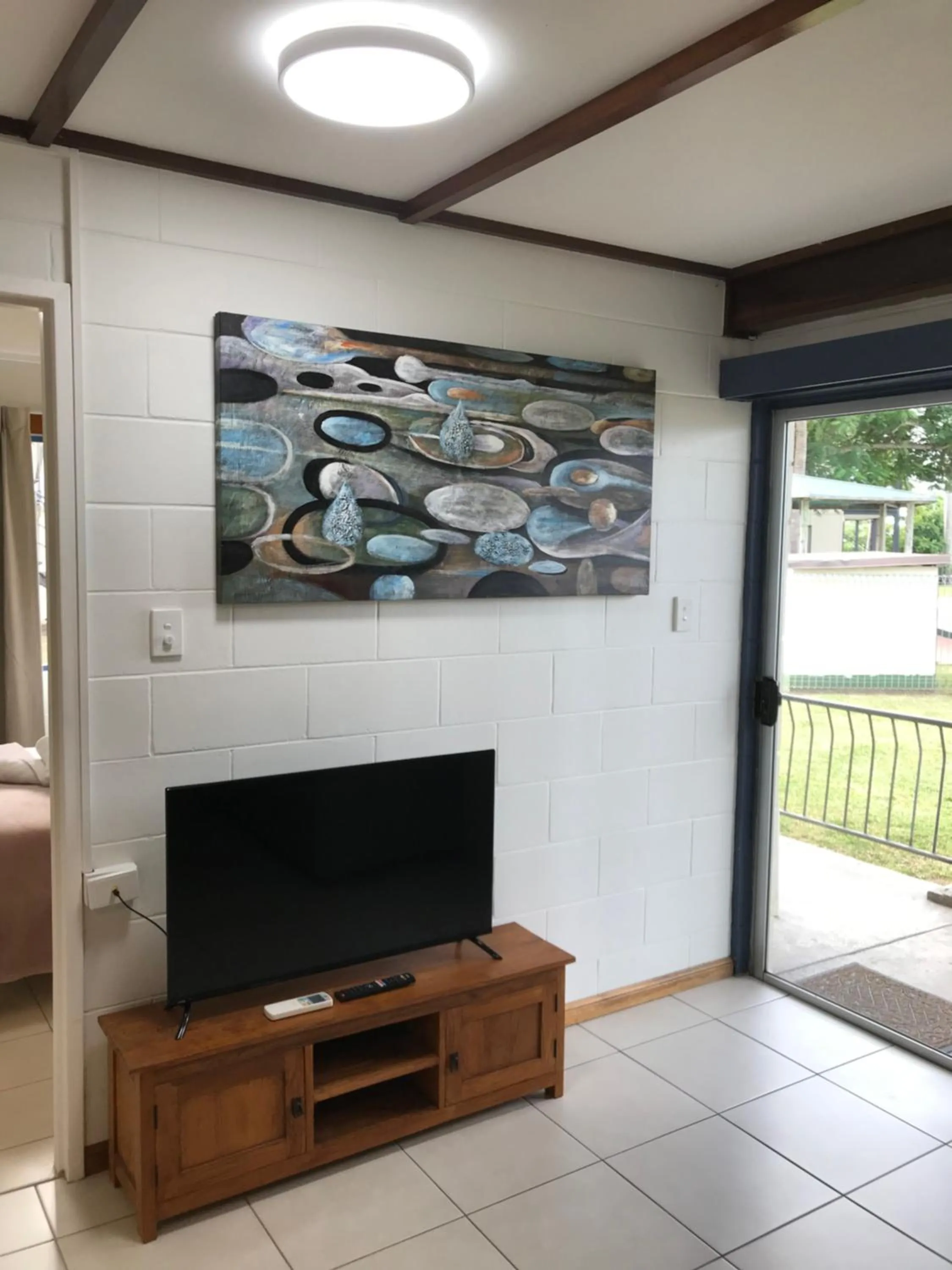 TV and multimedia in Ocean Breeze Units