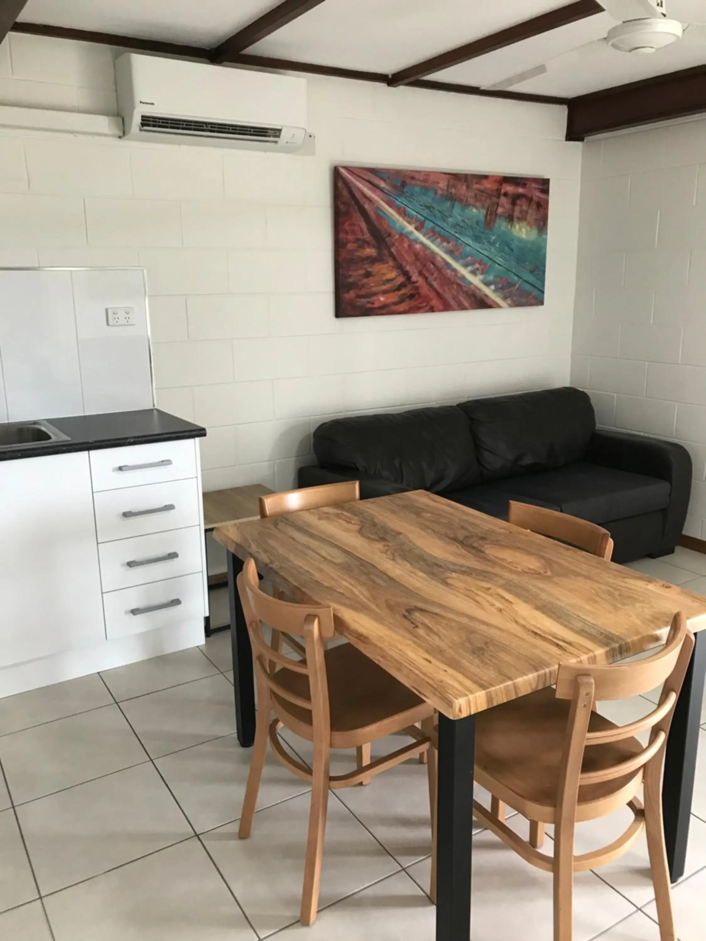 Dining area in Ocean Breeze Units