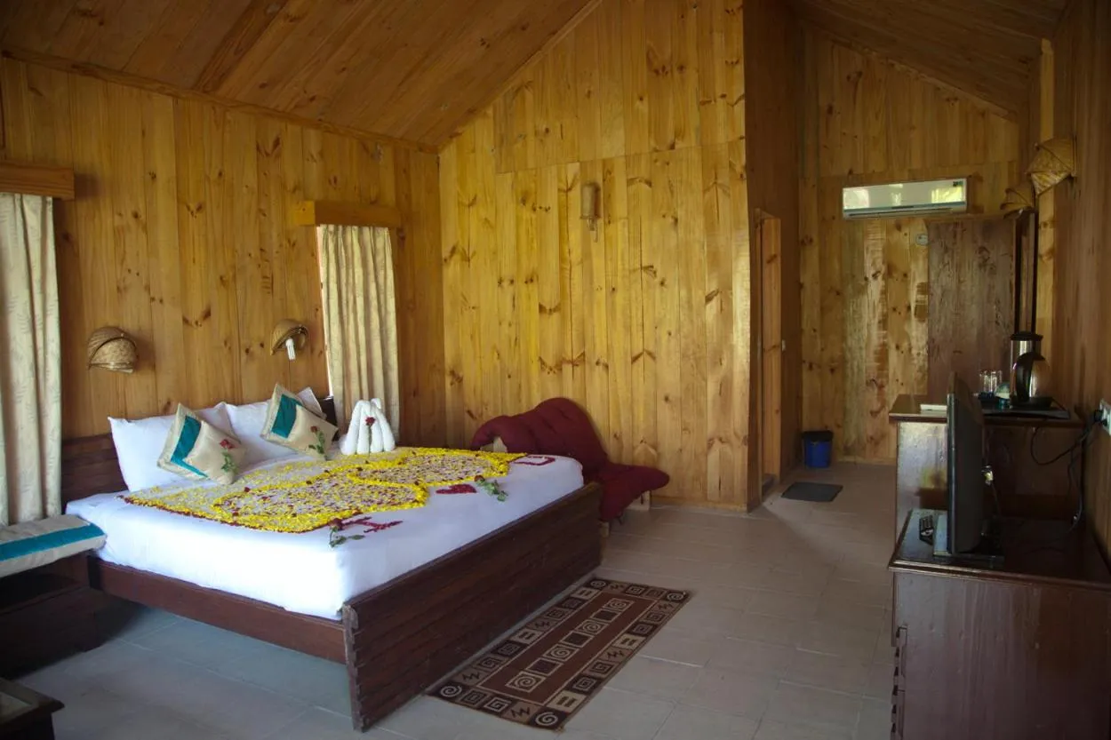 Bedroom in Symphony Palms Beach Resort And Spa