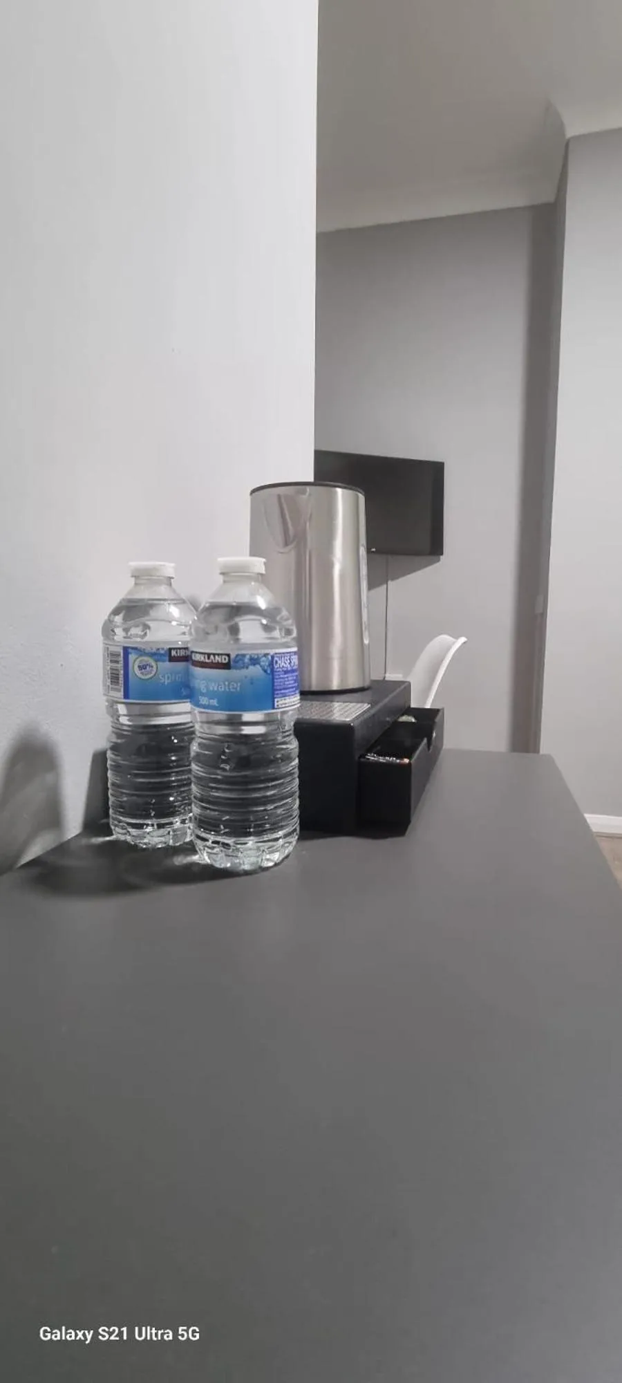 Coffee/tea facilities in Elstree Inn