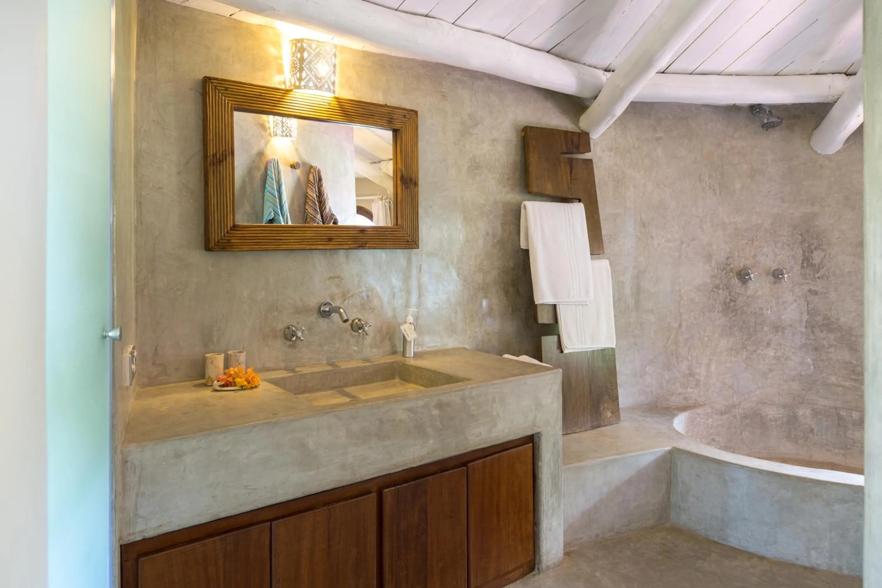 Bathroom in Kobe Suite Resort