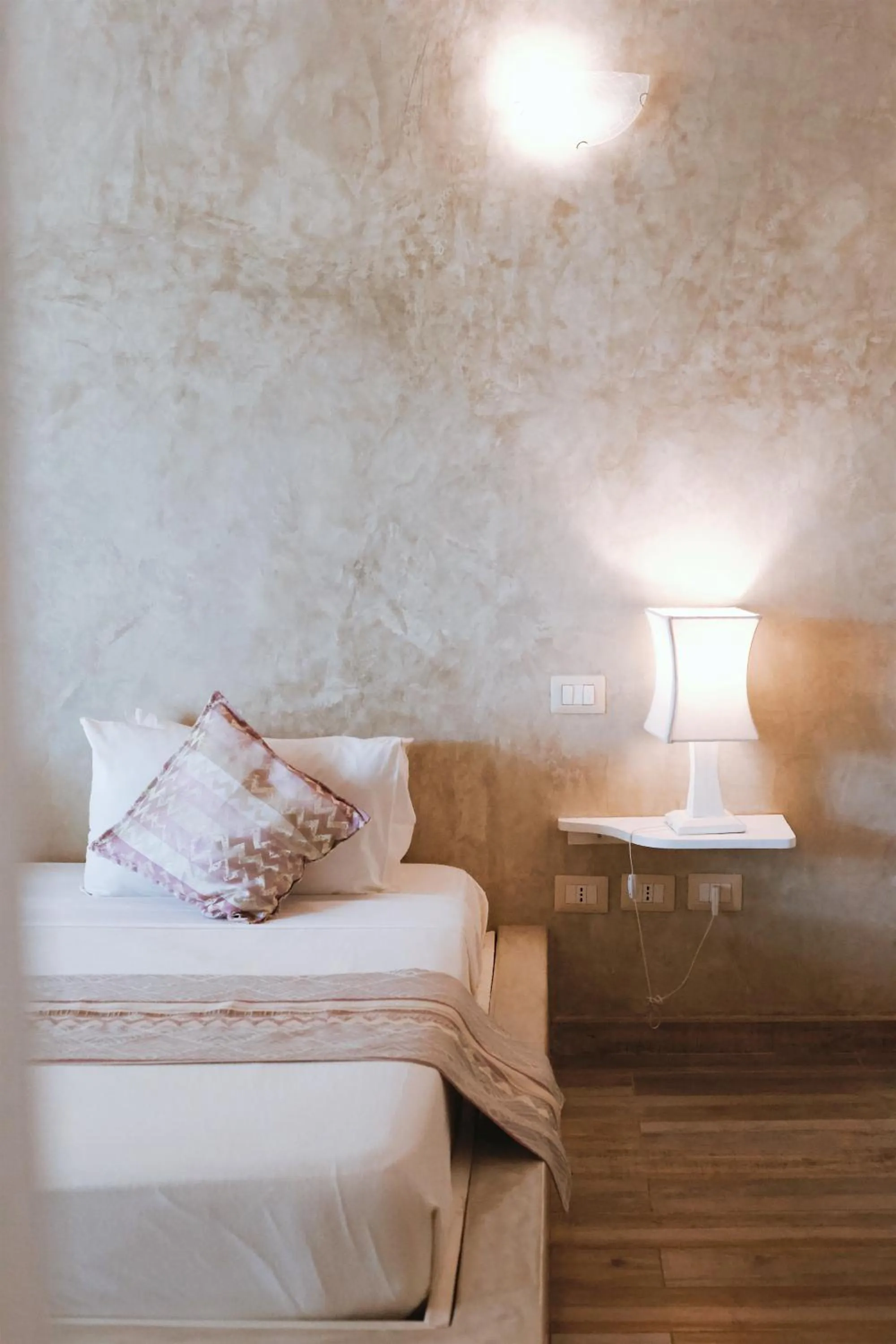 Bedroom, Bed in Kobe Suite Resort