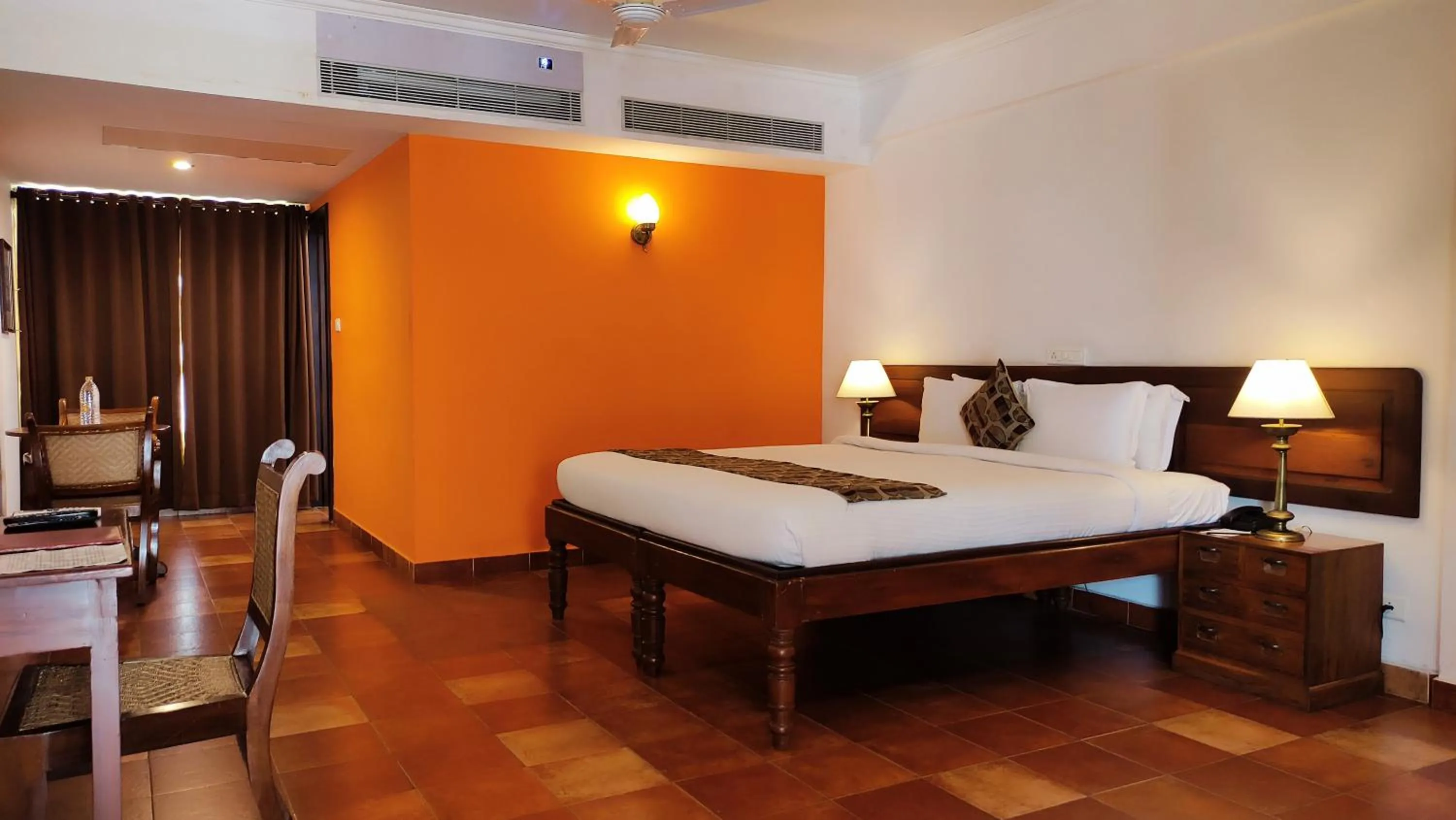 Bedroom, Bed in The Killians Boutique Hotel