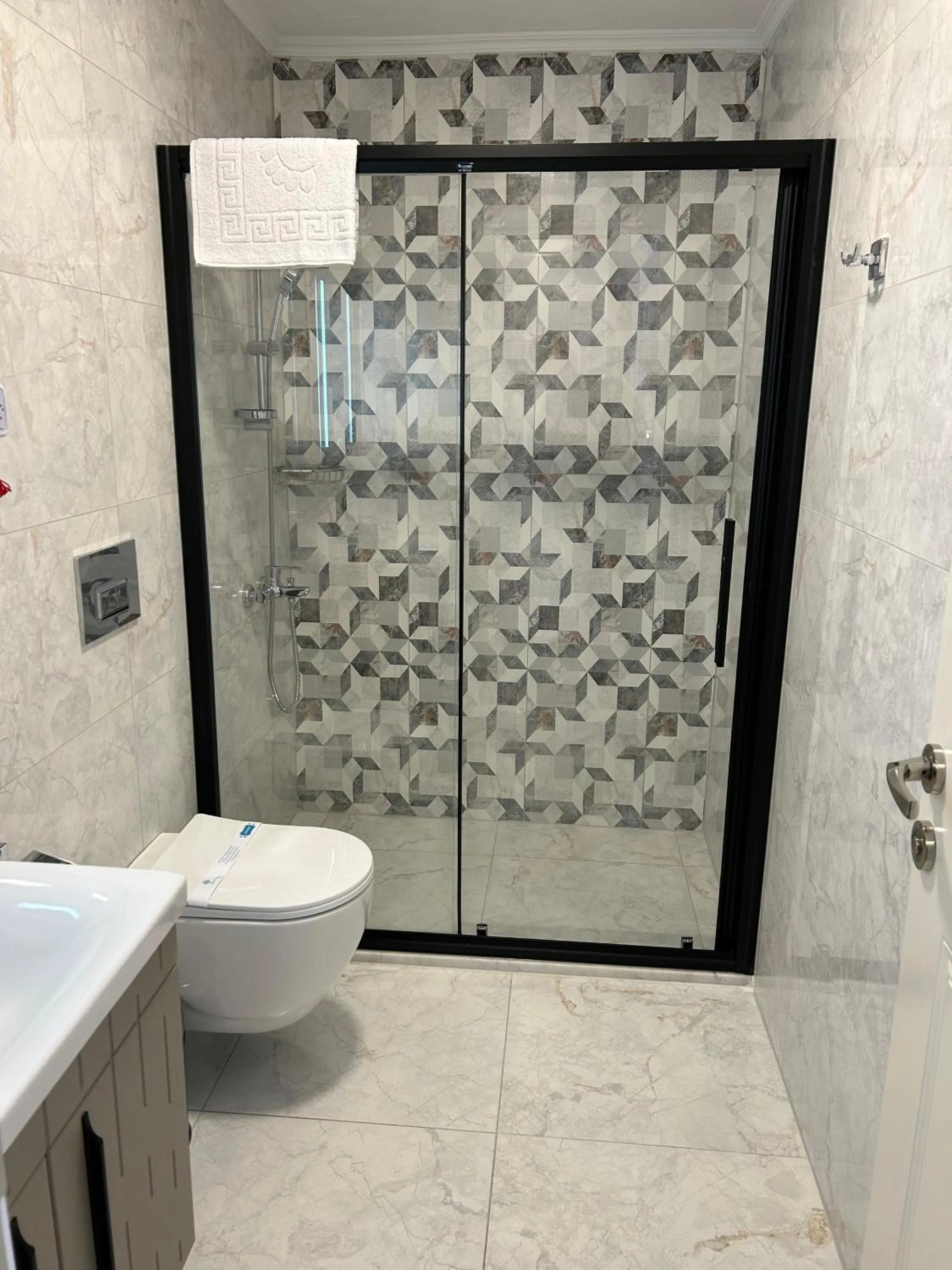 Shower in By Otel Nilüfer