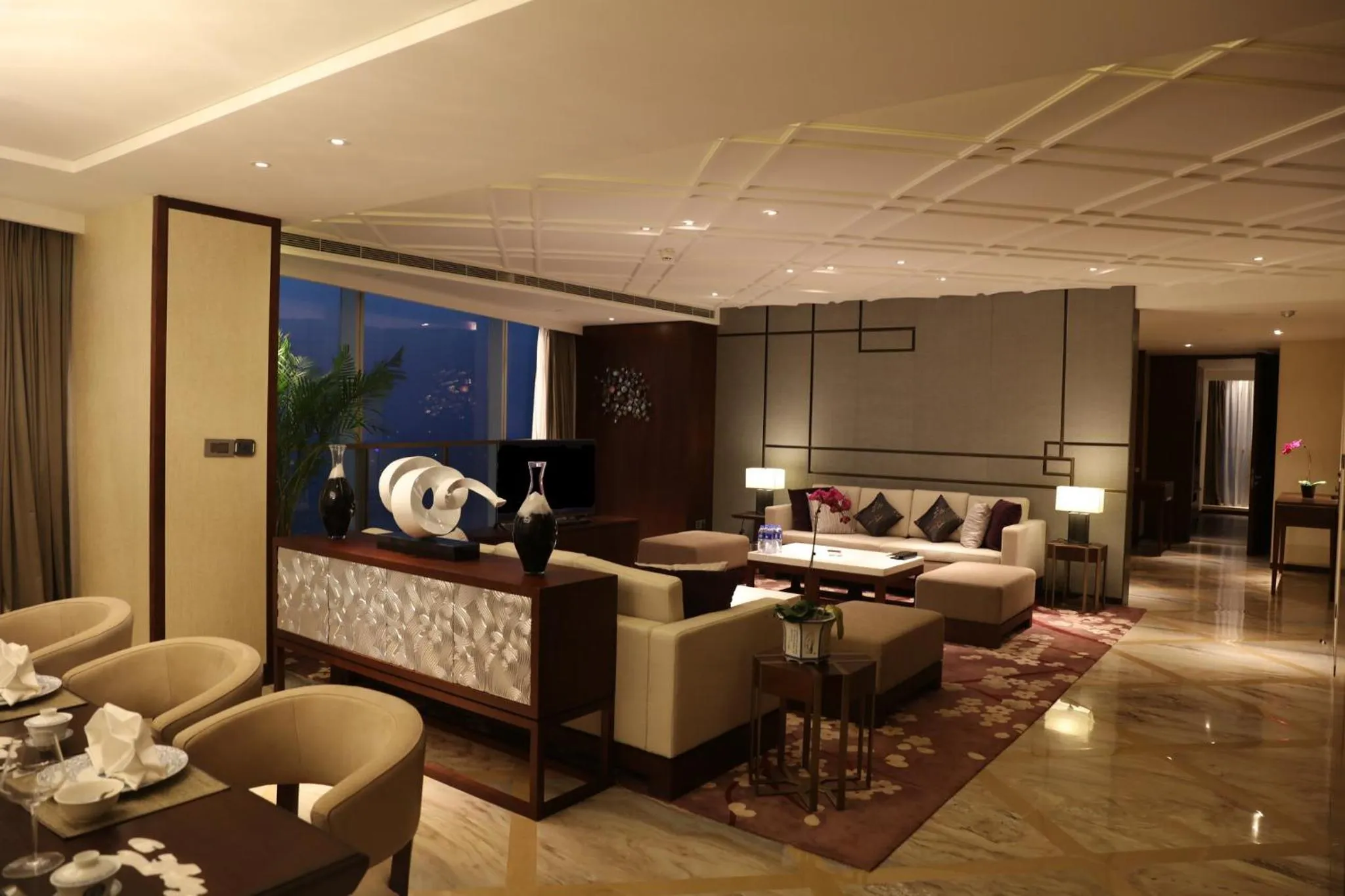 Photo of the whole room in HUALUXE Hotels & Resorts Nanchang High-Tech Zone, an IHG Hotel